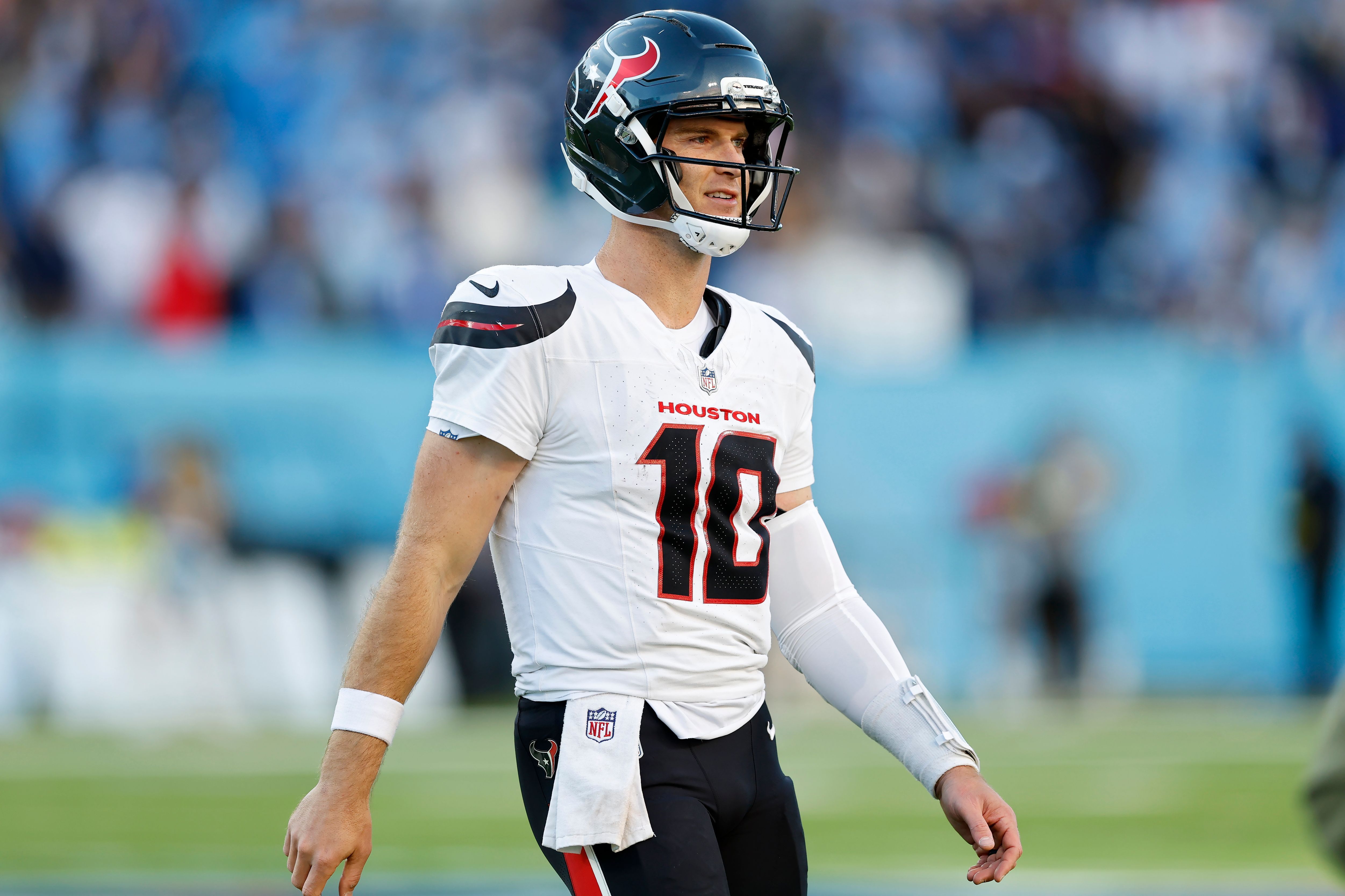 Houston Texans v Tennessee Titans - NFL 2025