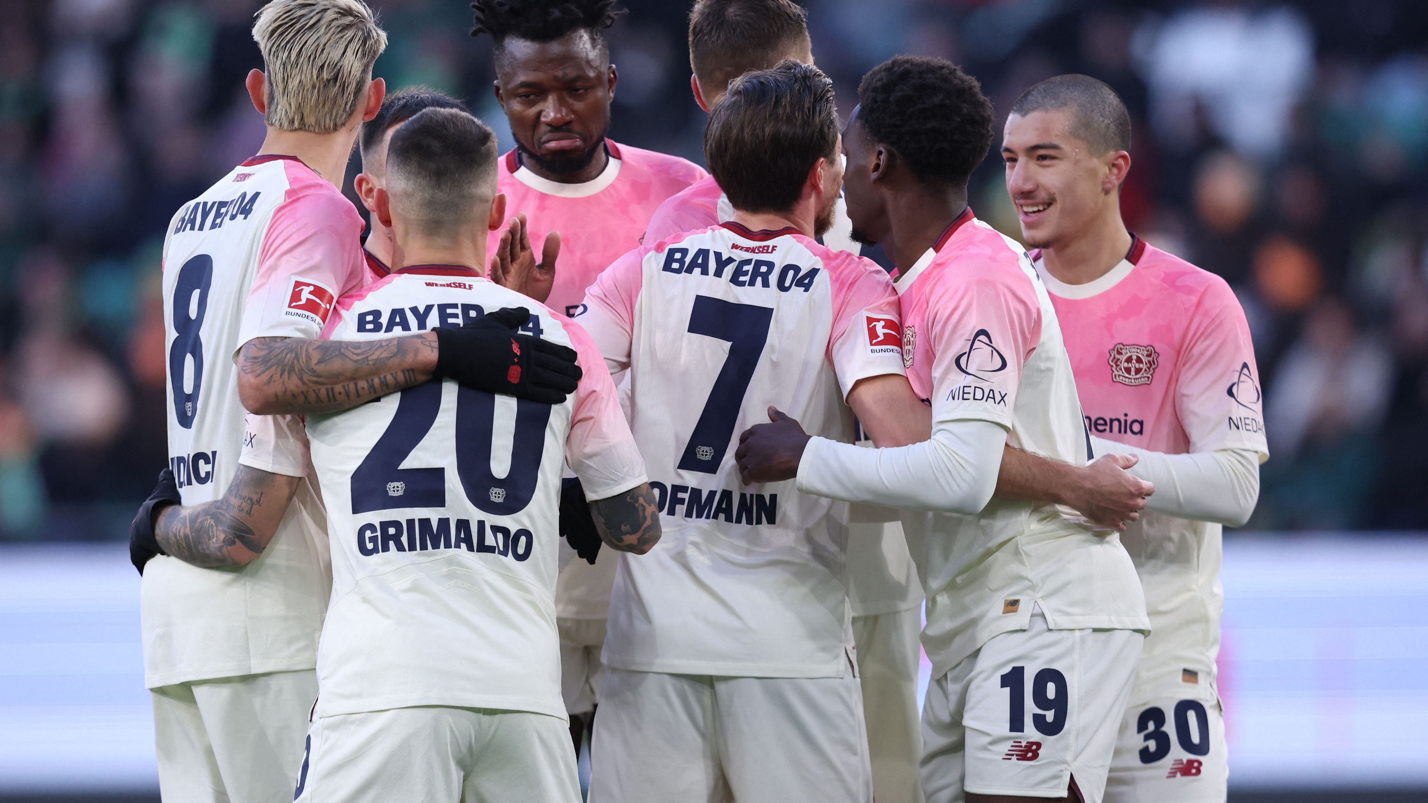 FBL-GER-BUNDESLIGA-WOLFSBURG-LEVERKUSEN