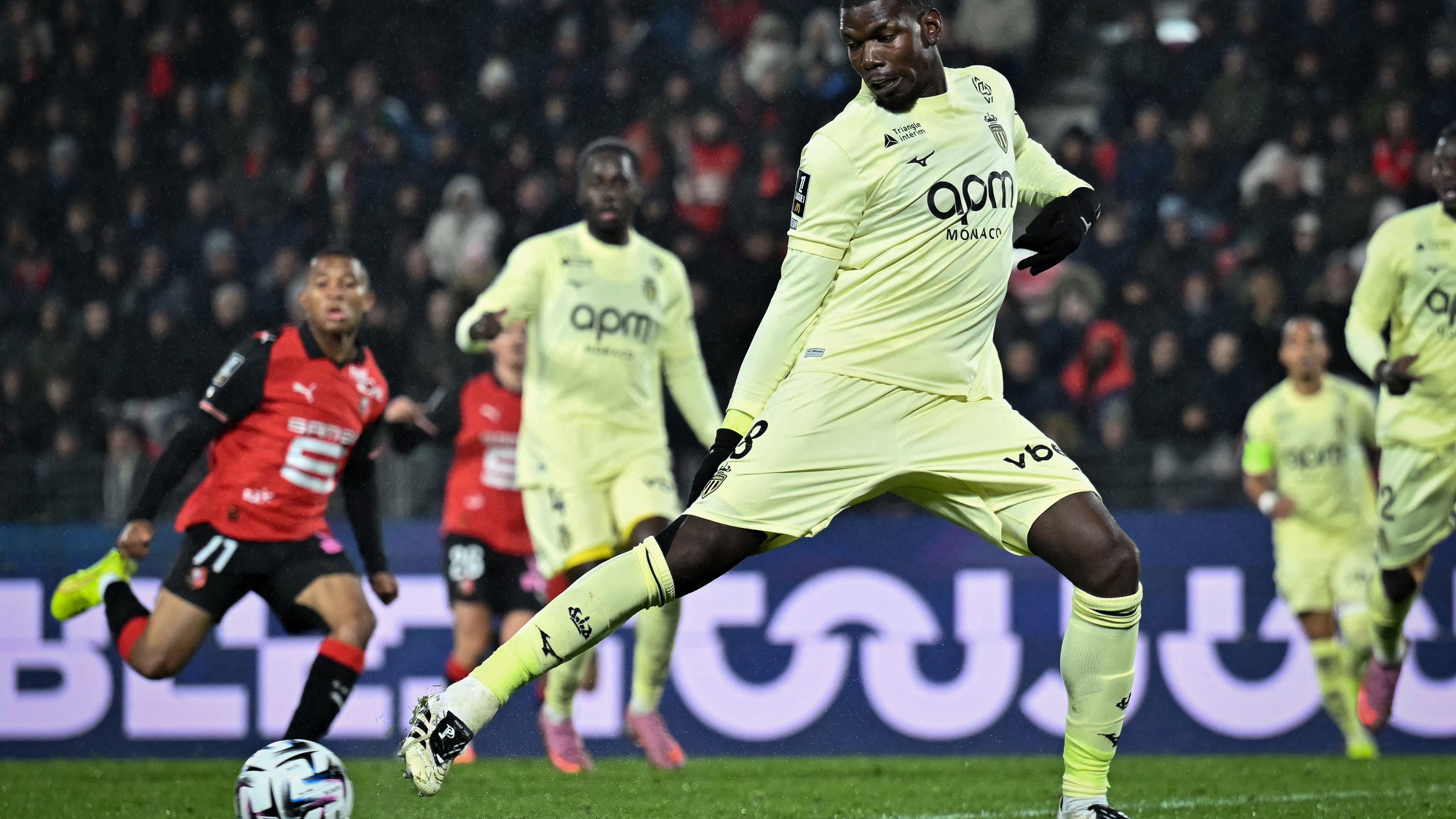 TOPSHOT-FBL-FRA-LIGUE1-RENNES-MONACO