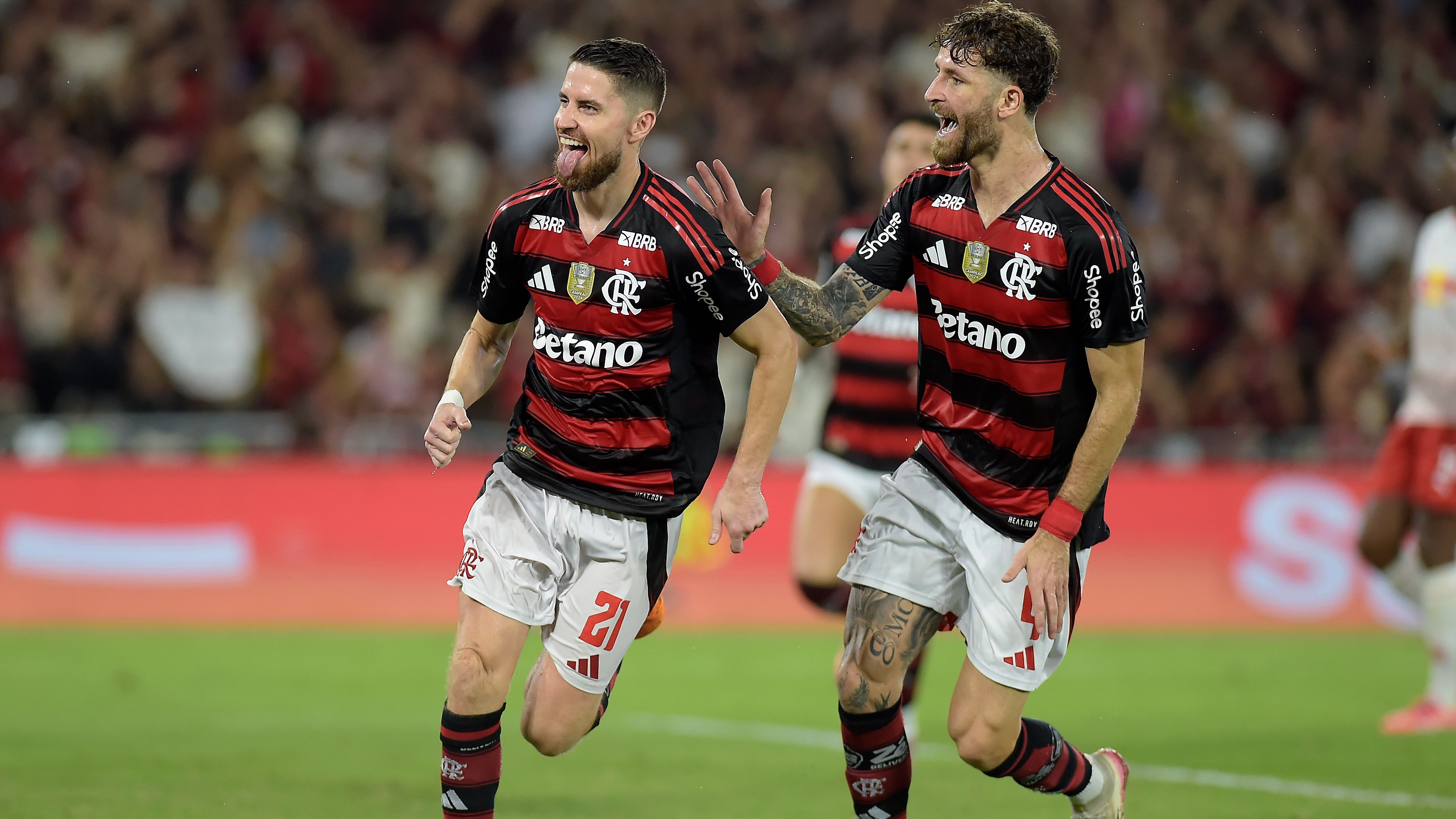 Flamengo v Bragantino - Brasileirao 2025