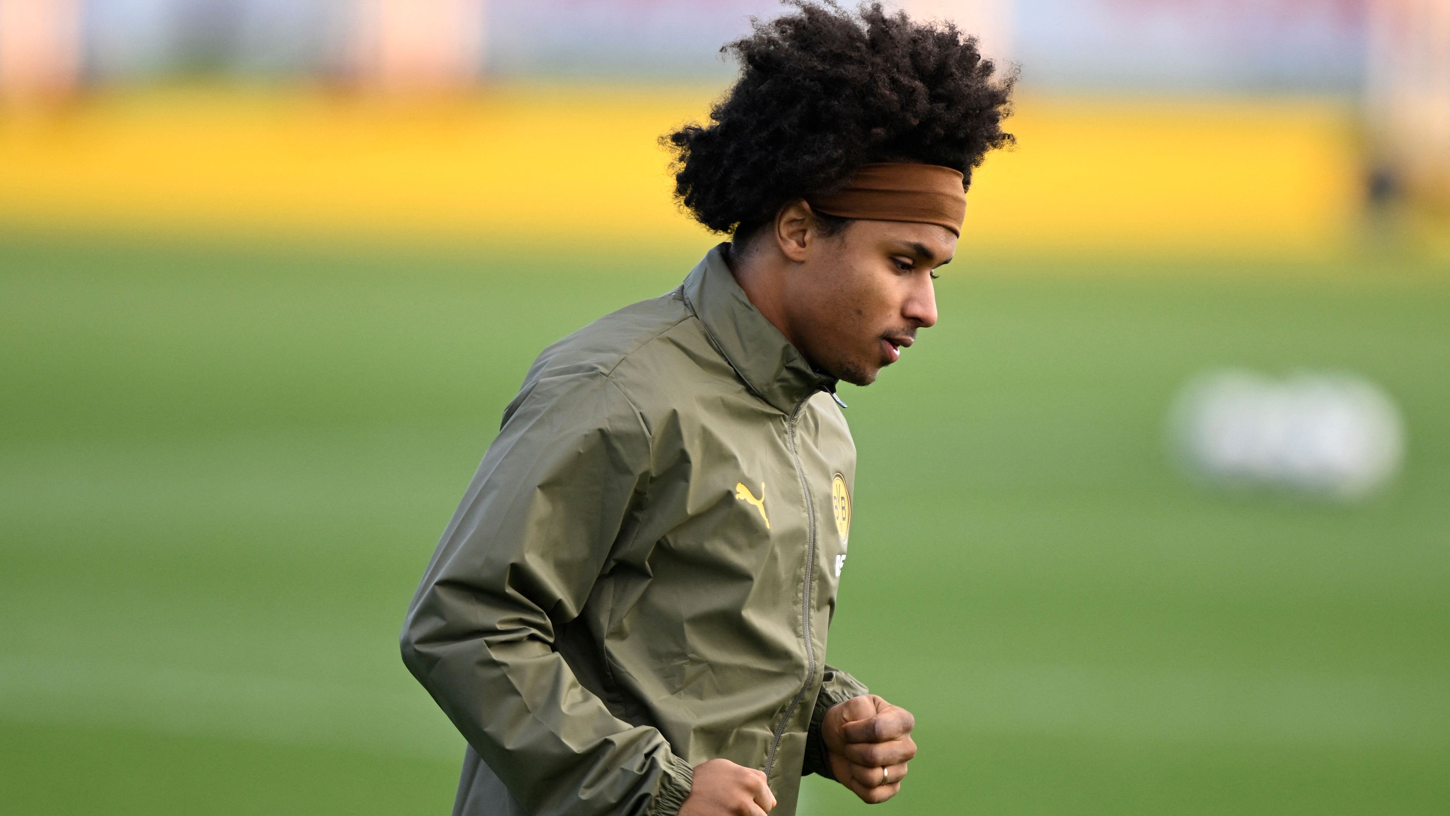 FBL-EUR-C1-DORTMUND-TRAINING