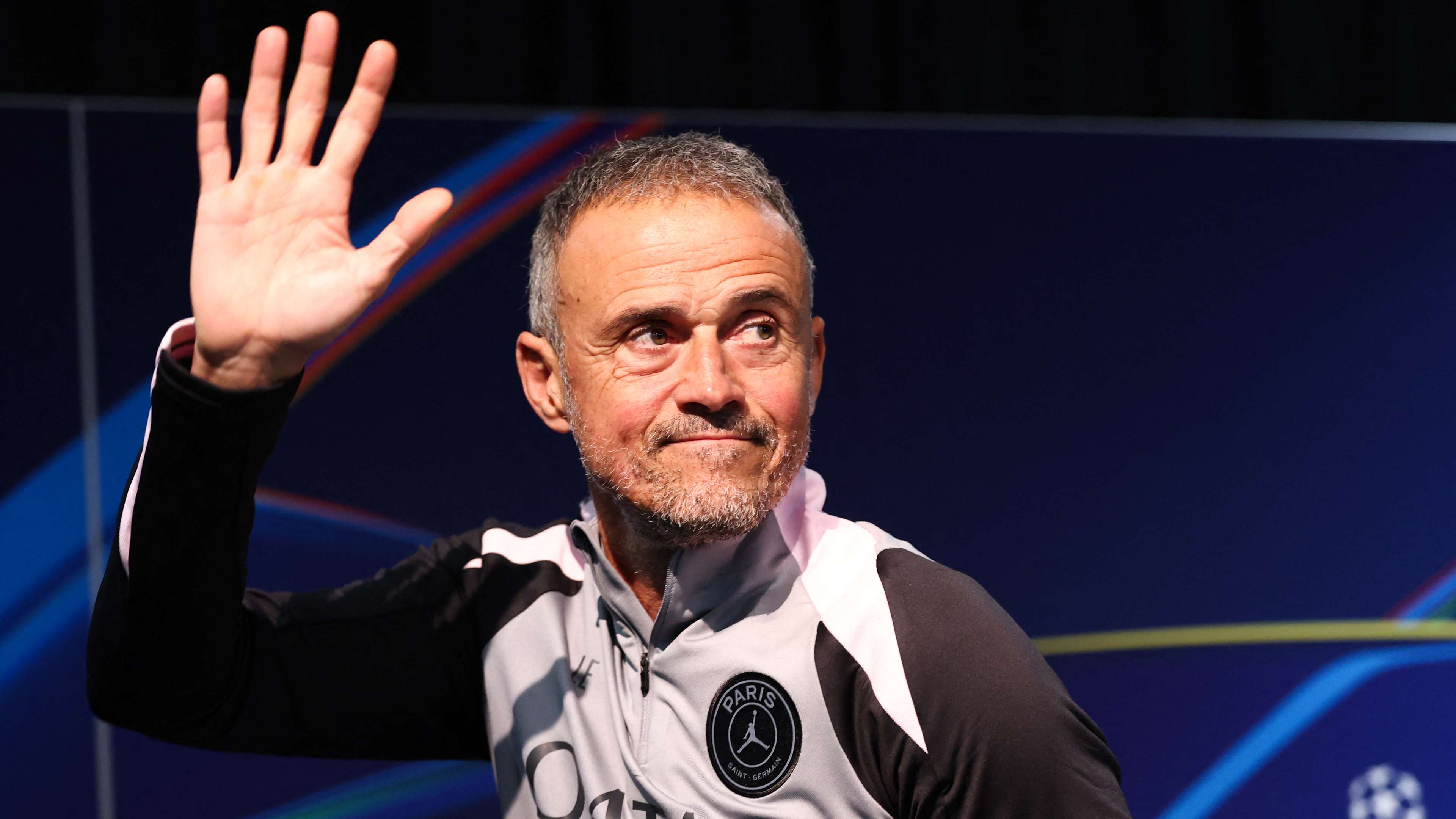 FBL-EUR-C1-PSG-PRESSER