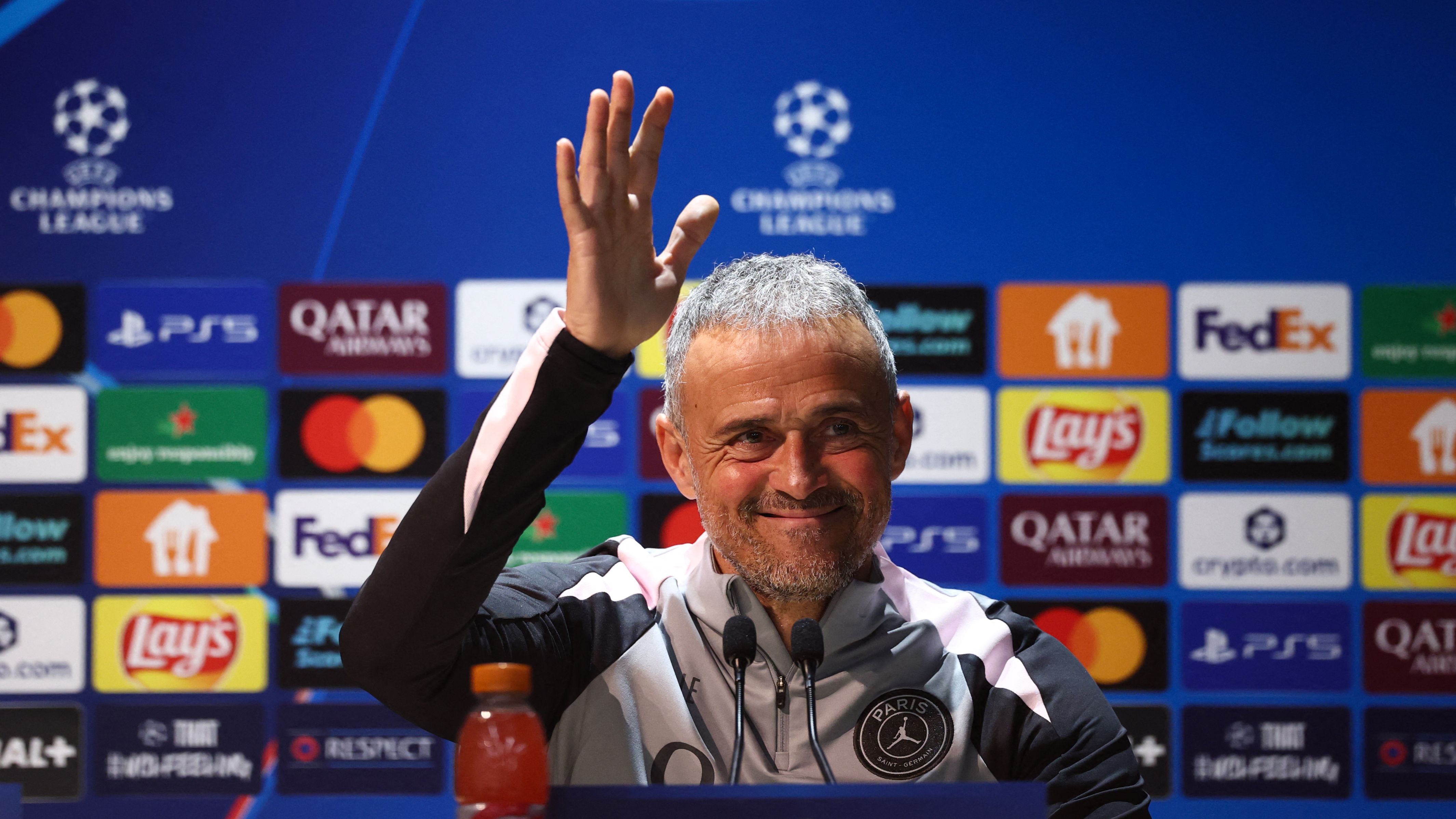 FBL-EUR-C1-PSG-PRESSER