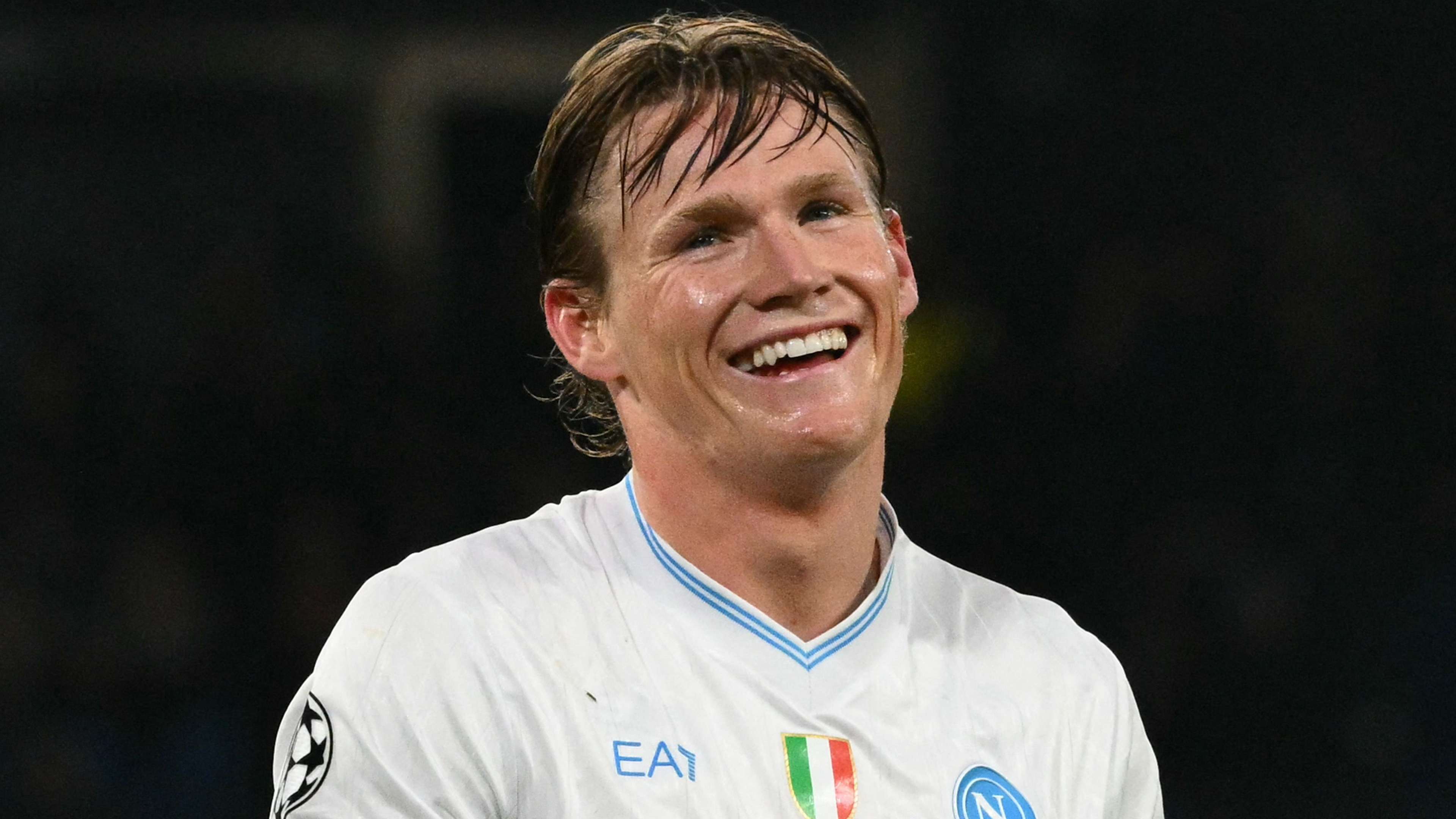 TOPSHOT-FBL-EUR-C1-NAPOLI-QARABAG