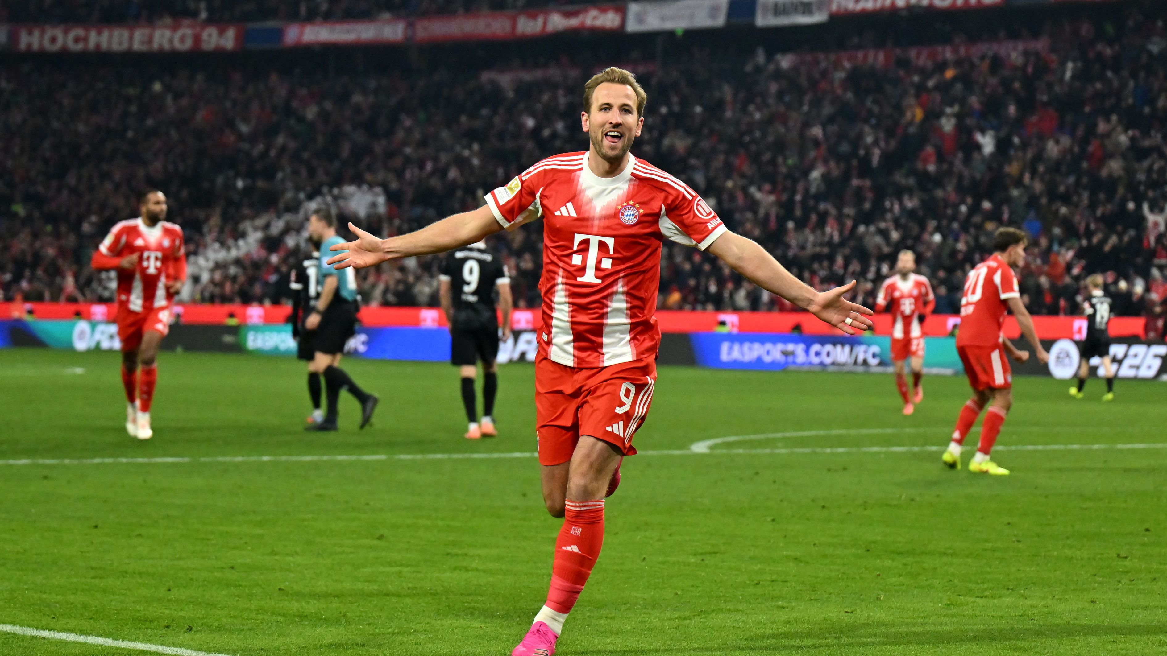 FC Bayern München v Sport-Club Freiburg - Bundesliga