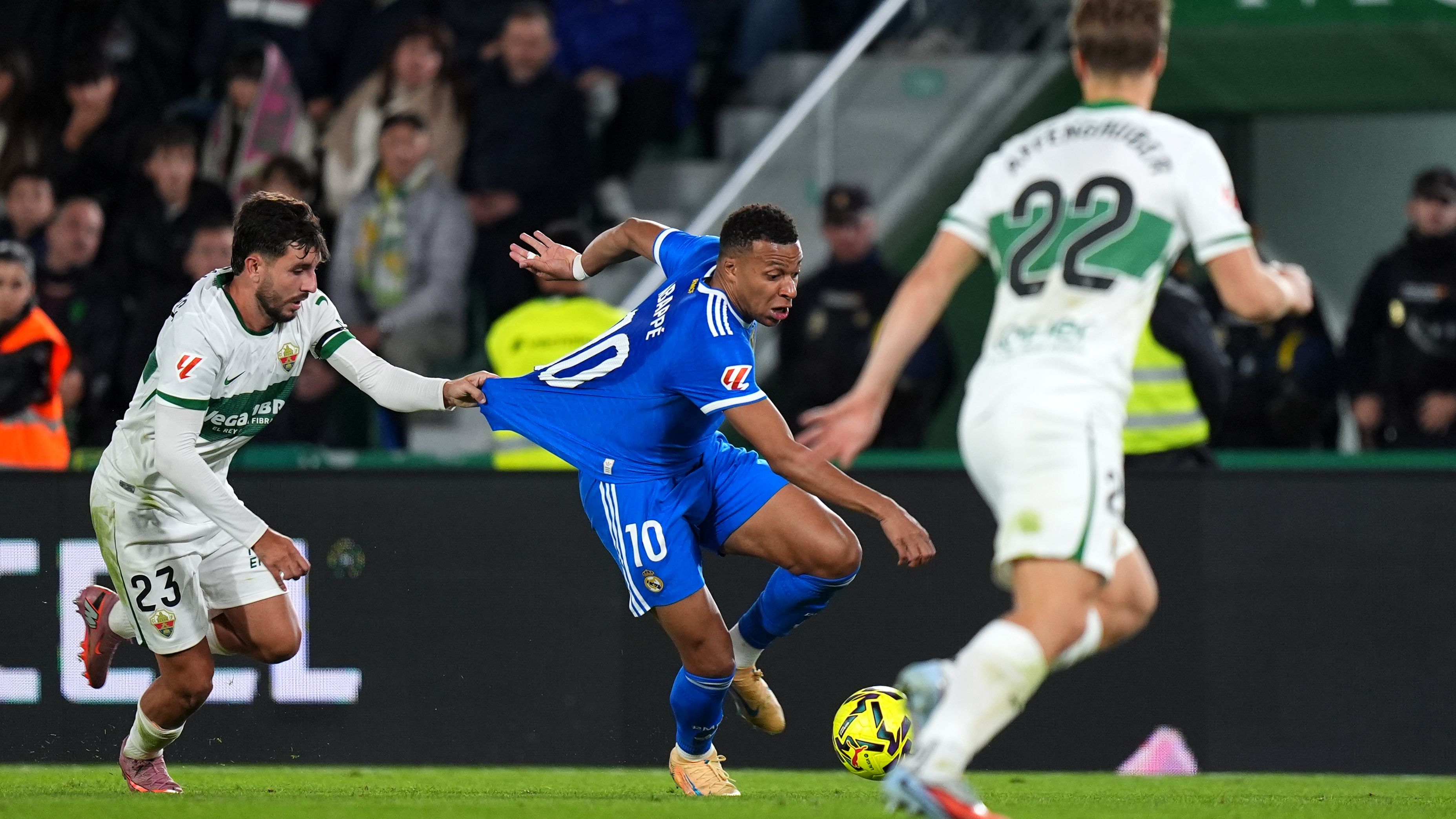 Elche CF v Real Madrid CF - LaLiga EA Sports