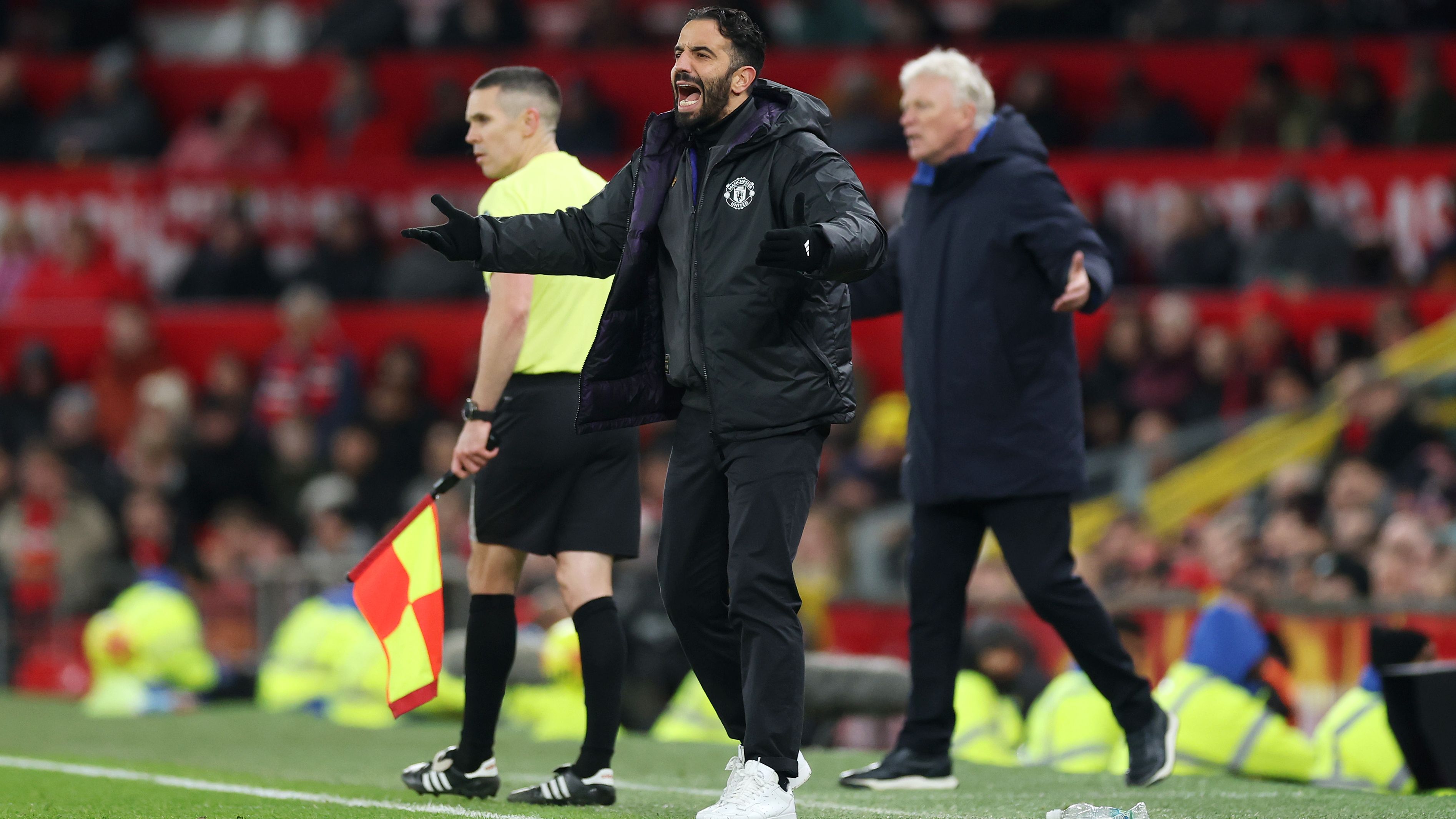 Manchester United v Everton - Premier League