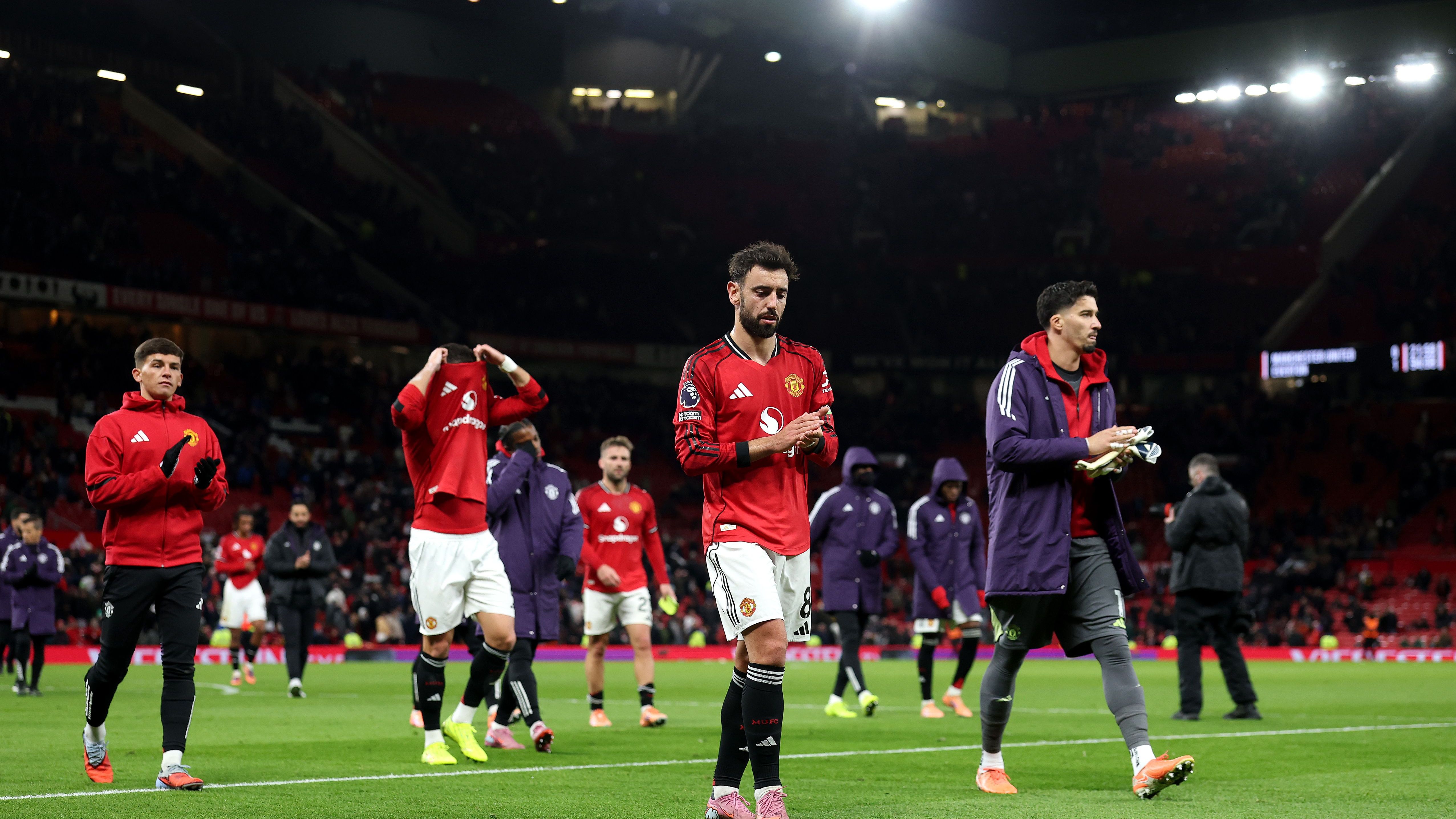 Manchester United v Everton - Premier League