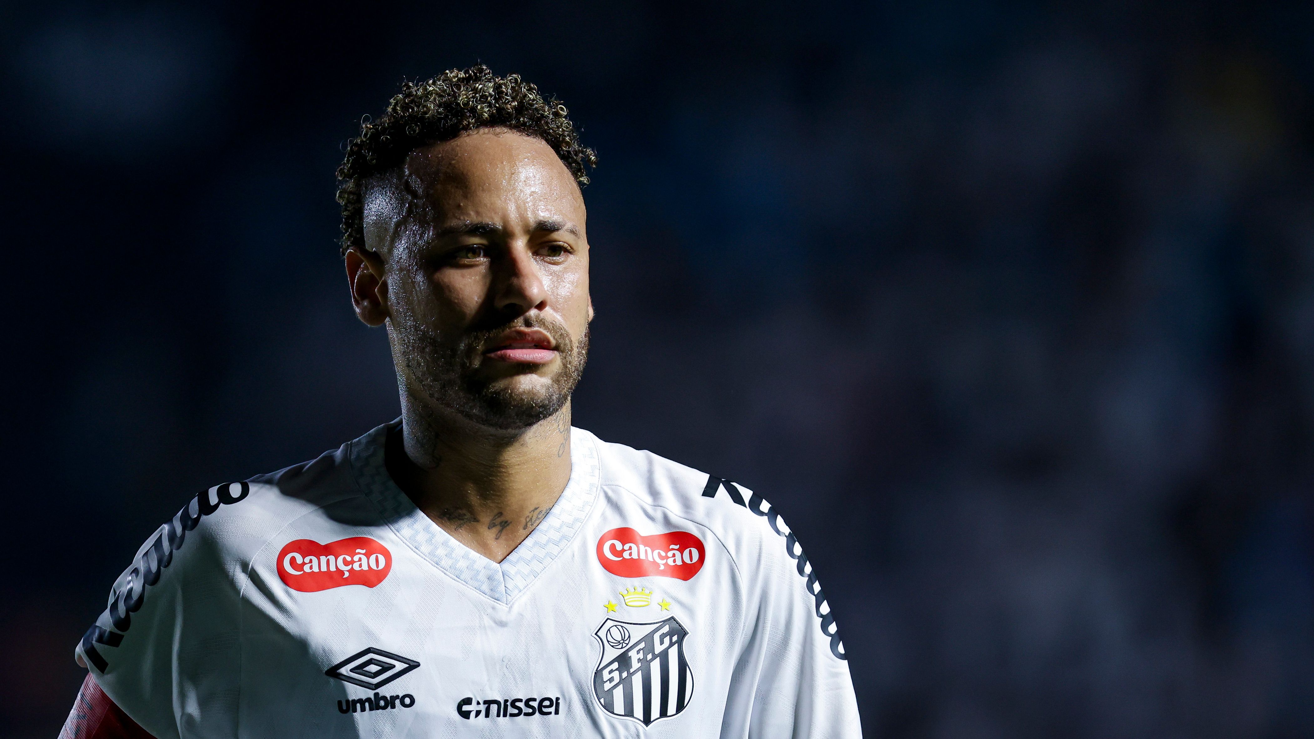 goal.com - Ben McAleer - Neymar defies medical advice and plays through the pain to score and assist in crucial Santos win as club fights relegation