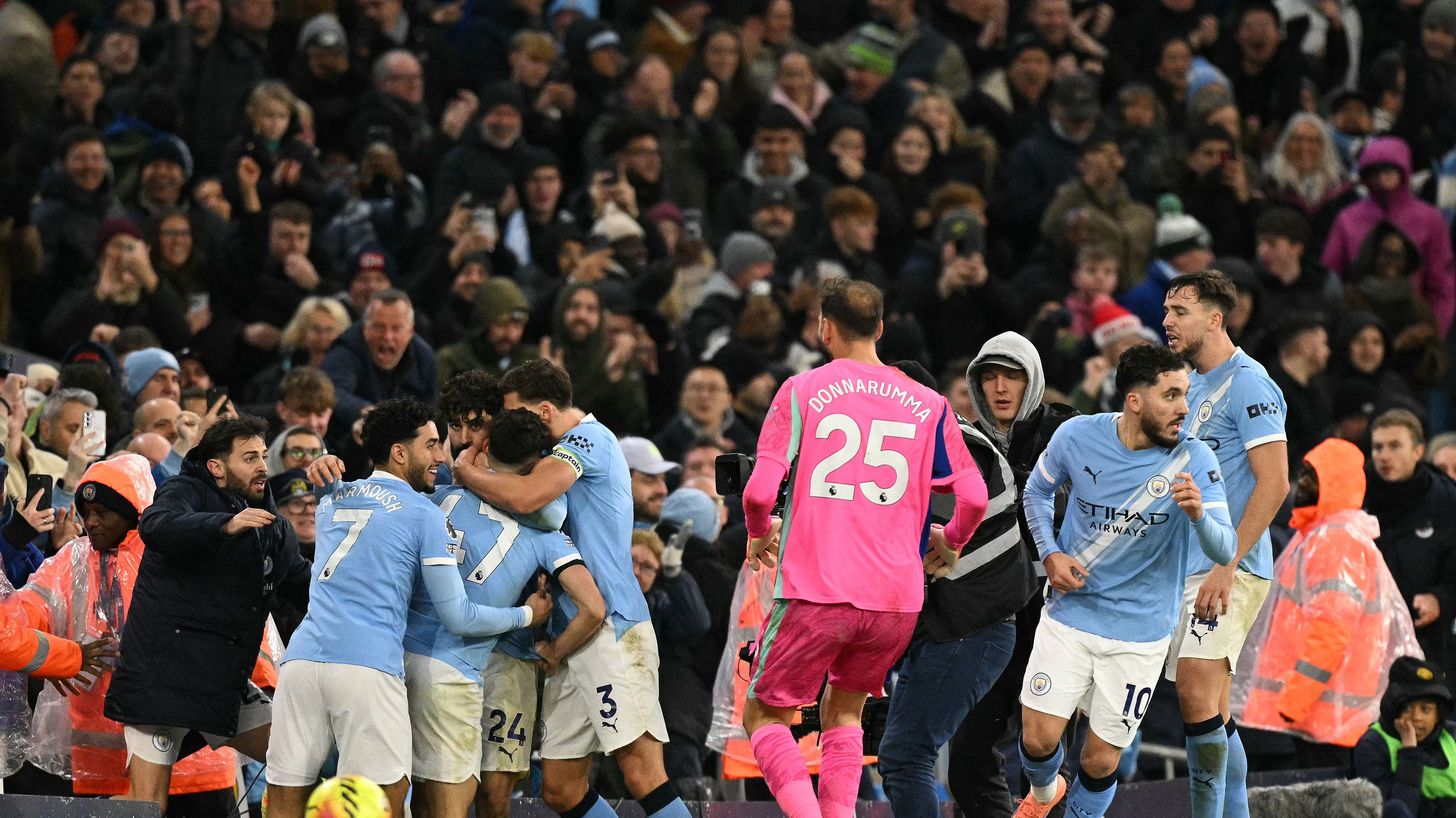 FBL-ENG-PR-MAN CITY-LEEDS