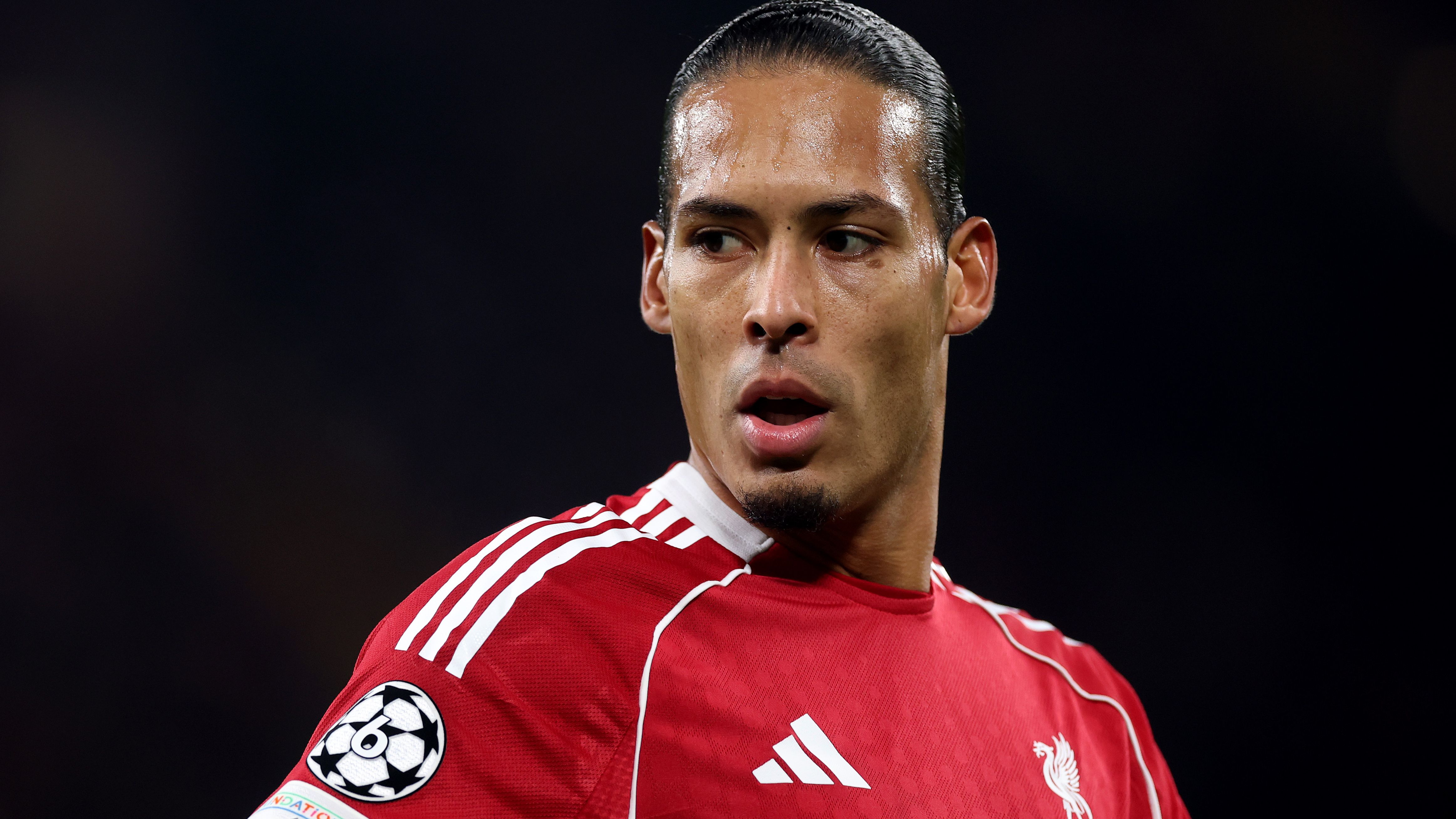 'He does everything wrong' - Virgil van Dijk branded a 'coward' by former Premier League star in brutal rant | Goal.com UK