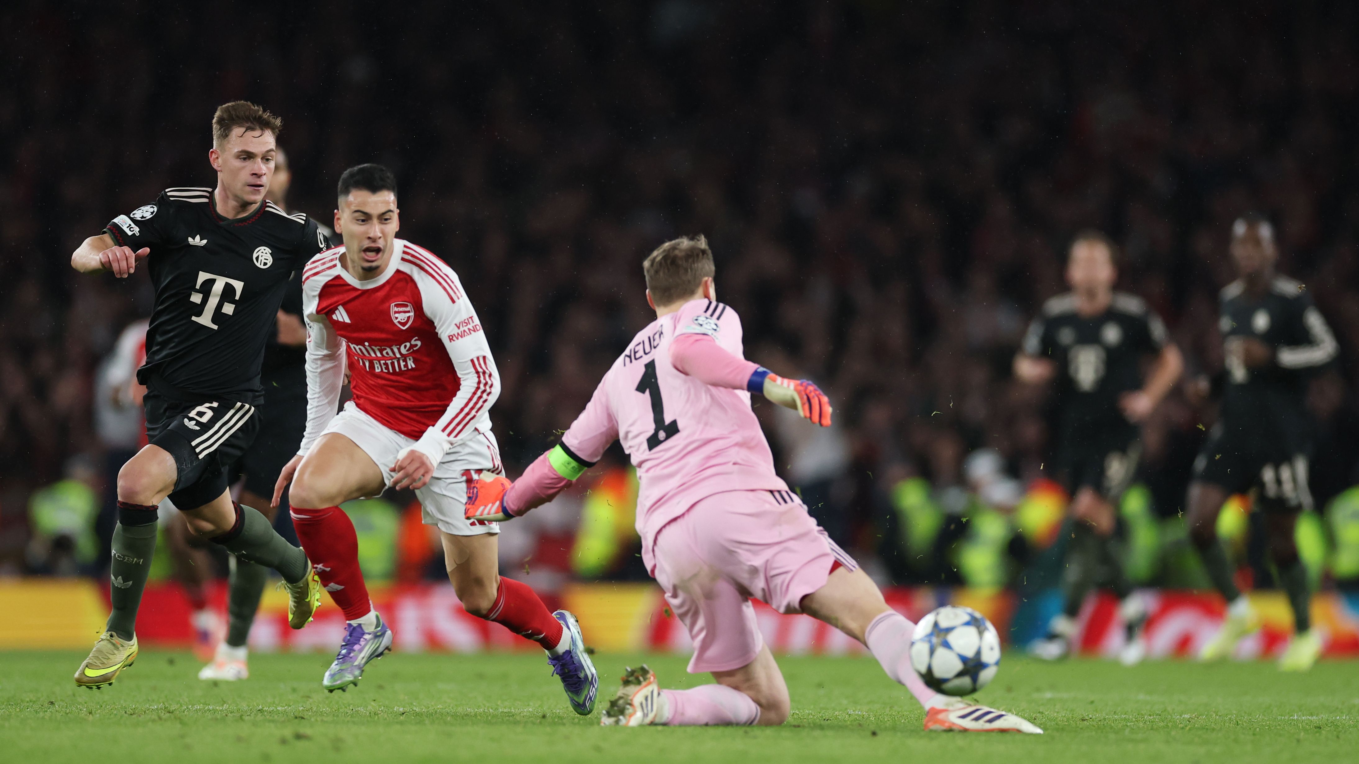 Arsenal FC v FC Bayern München - UEFA Champions League 2025/26 League Phase MD5