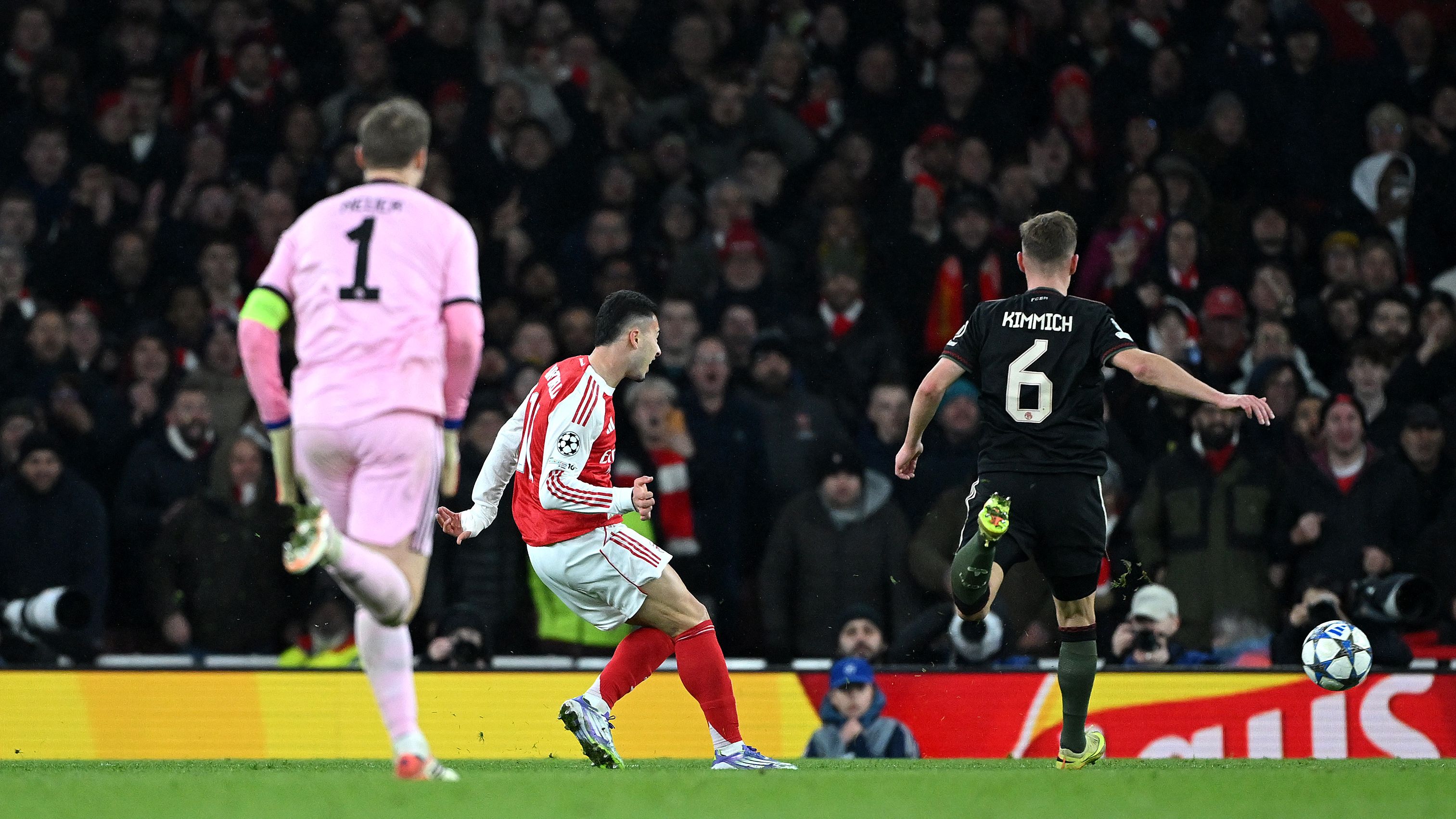 Arsenal FC v FC Bayern München - UEFA Champions League 2025/26 League Phase MD5