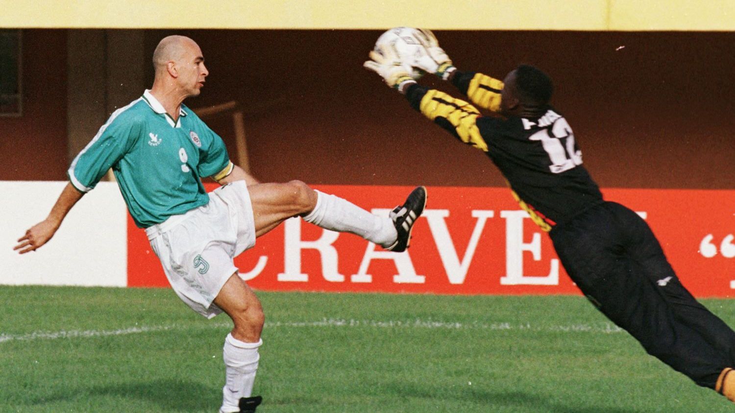 SOCCER-FR98-ZAMBIA-EGYPT