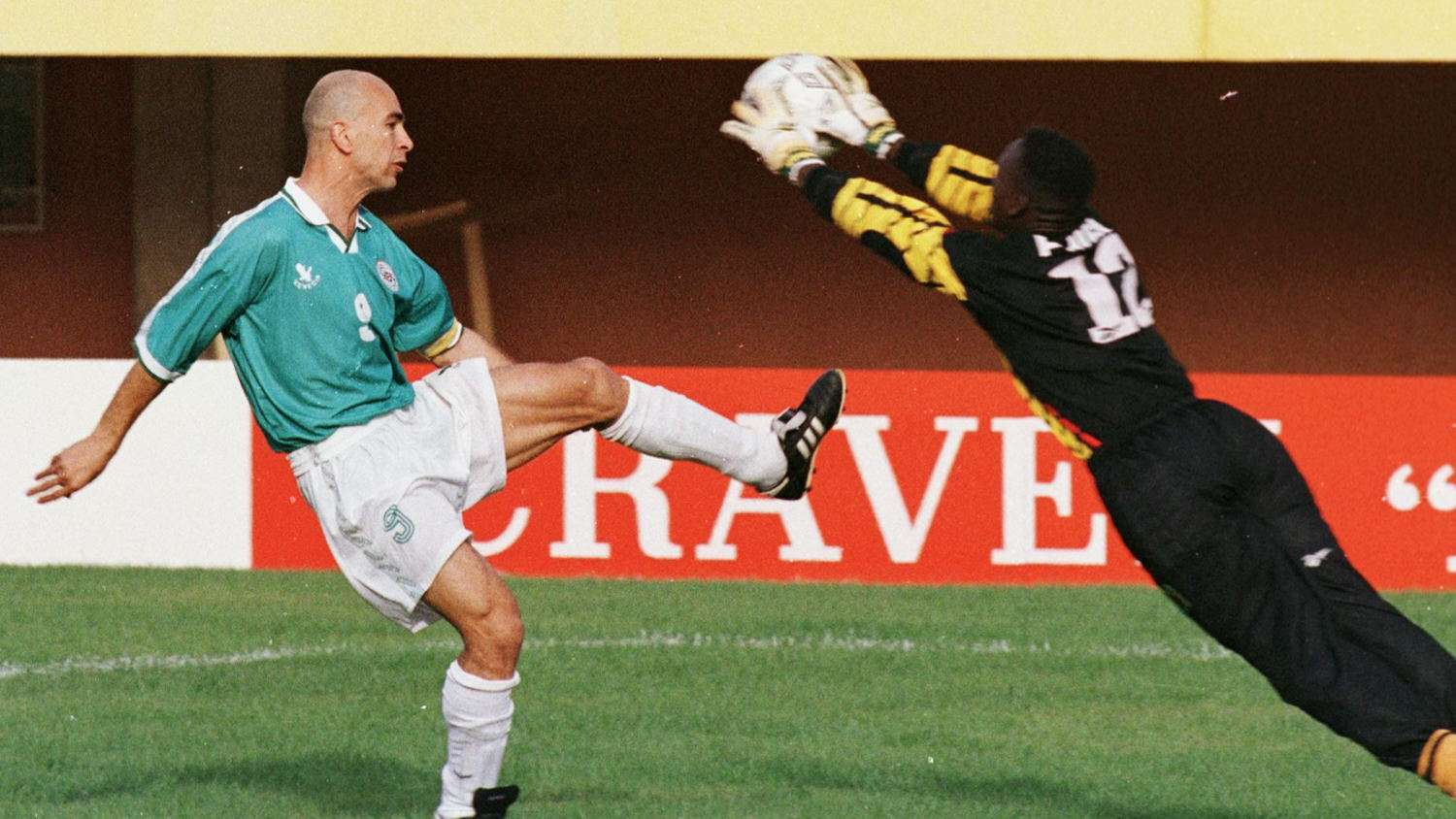 SOCCER-FR98-ZAMBIA-EGYPT