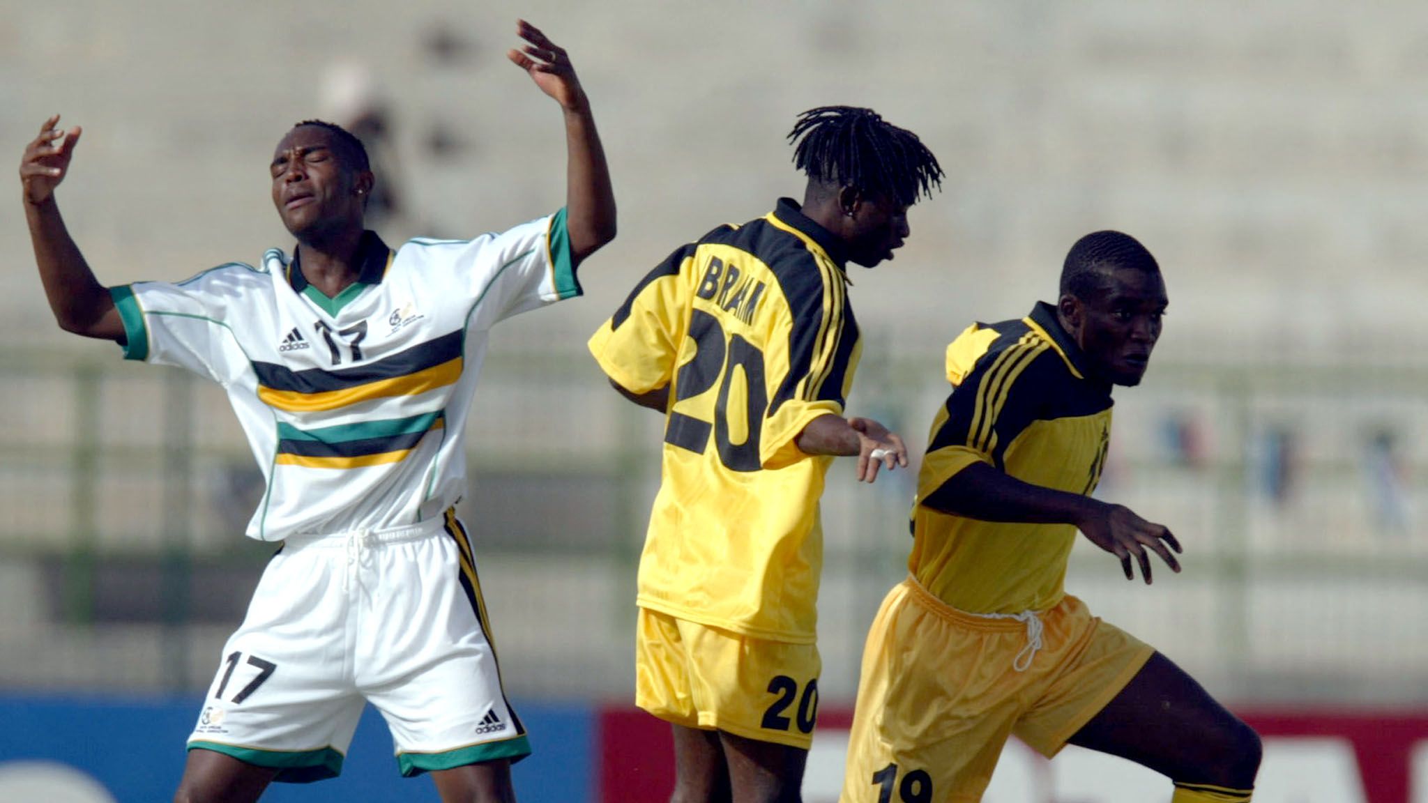 SOCCER-CAN2002-ZAF-GHANA
