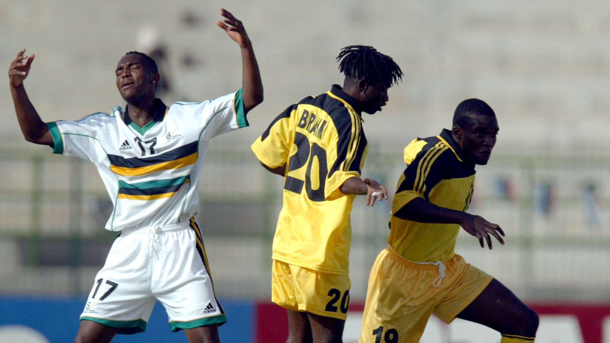 SOCCER-CAN2002-ZAF-GHANA