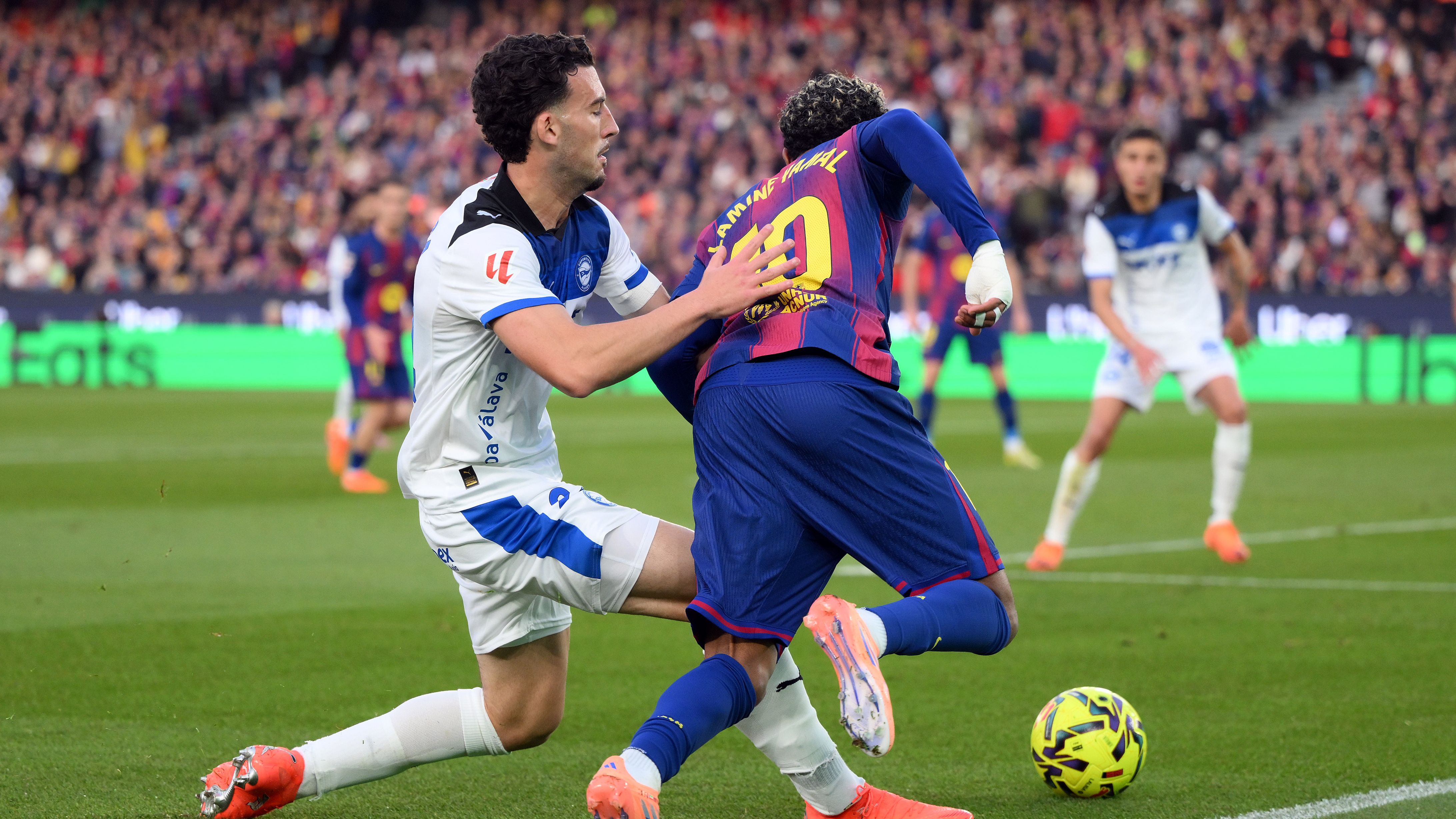 FC Barcelona v Deportivo Alaves - LaLiga EA Sports