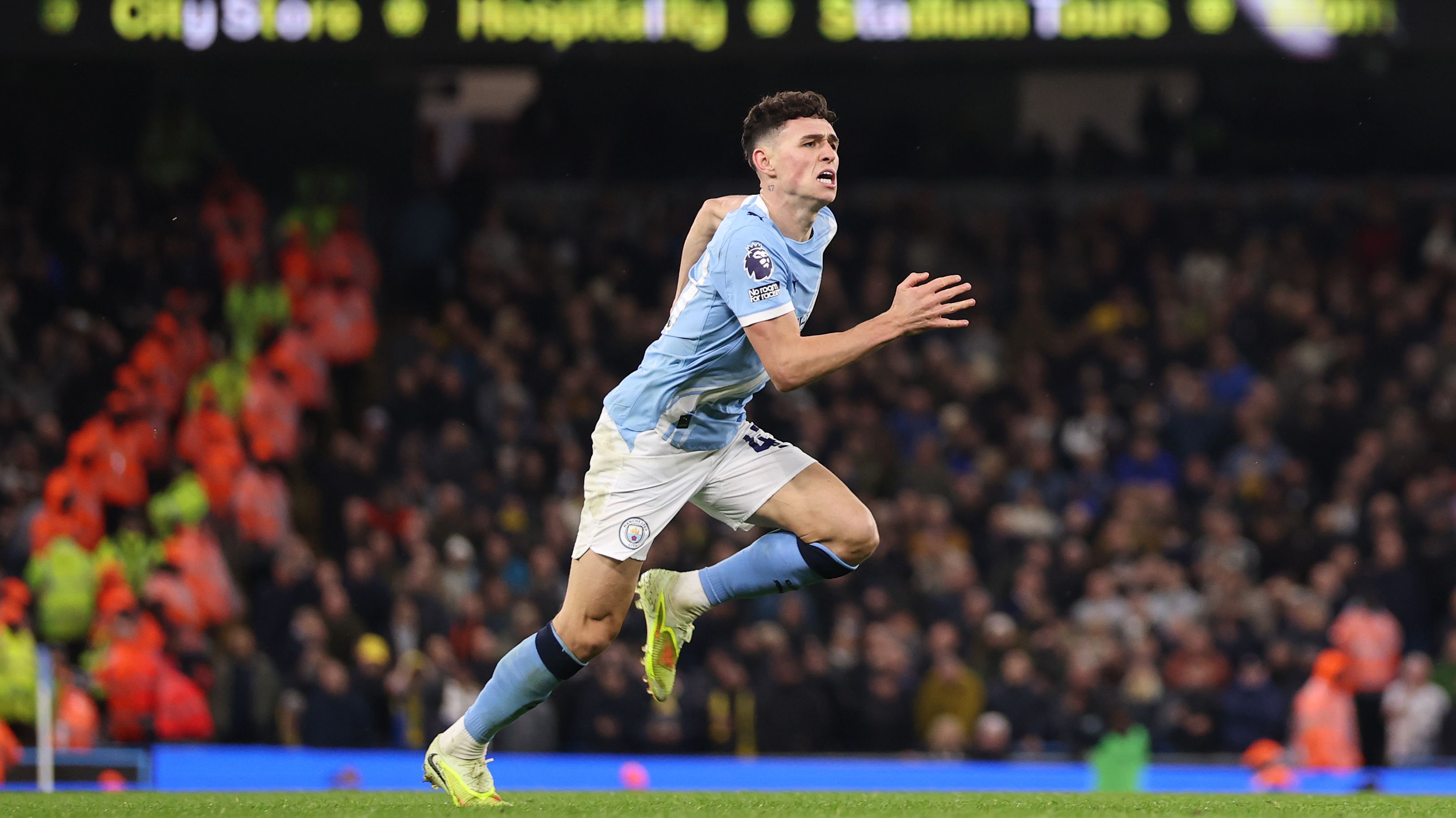 Manchester City v Leeds United - Premier League