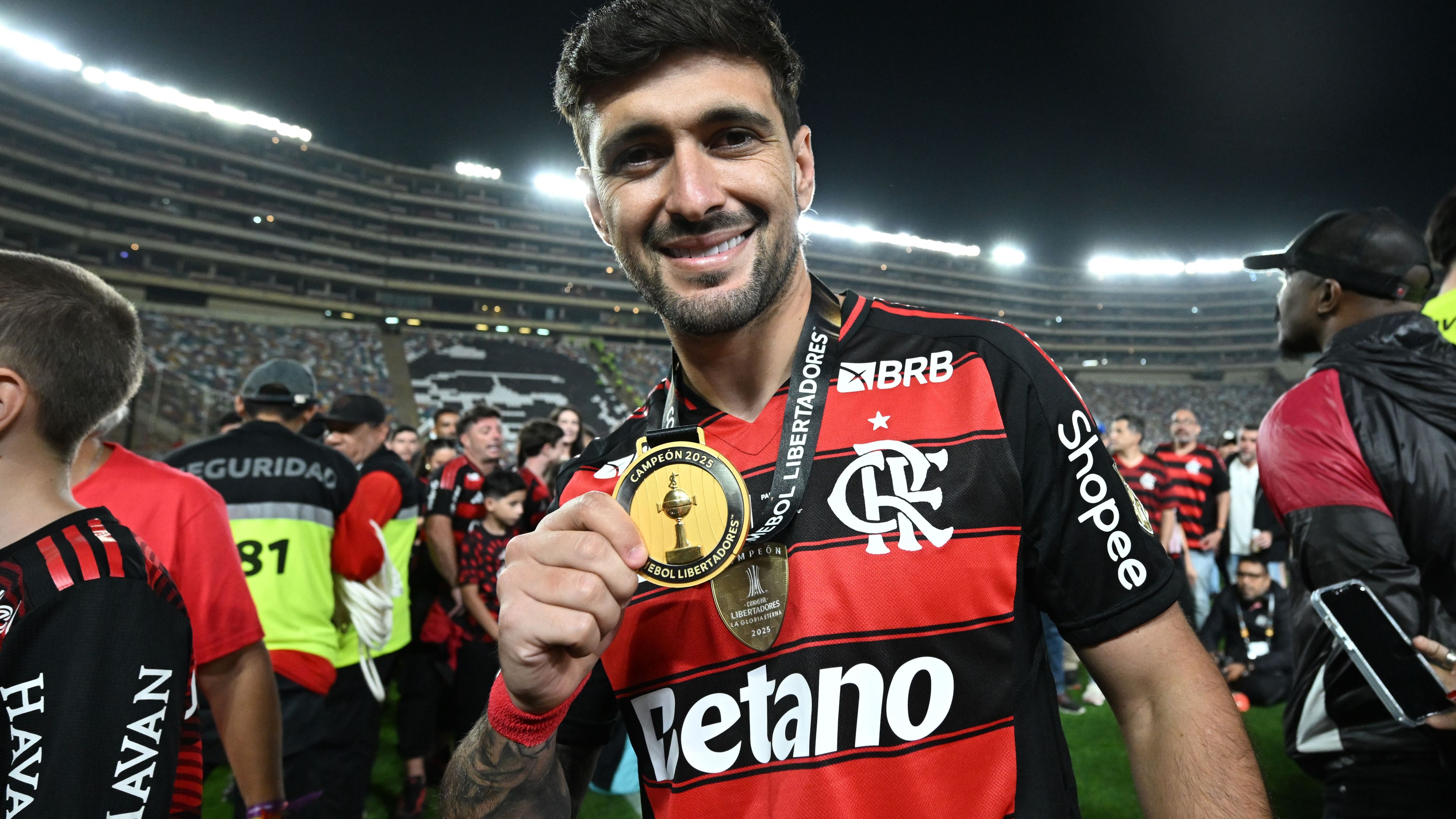 Palmeiras v Flamengo - Copa CONMEBOL Libertadores 2025 Final