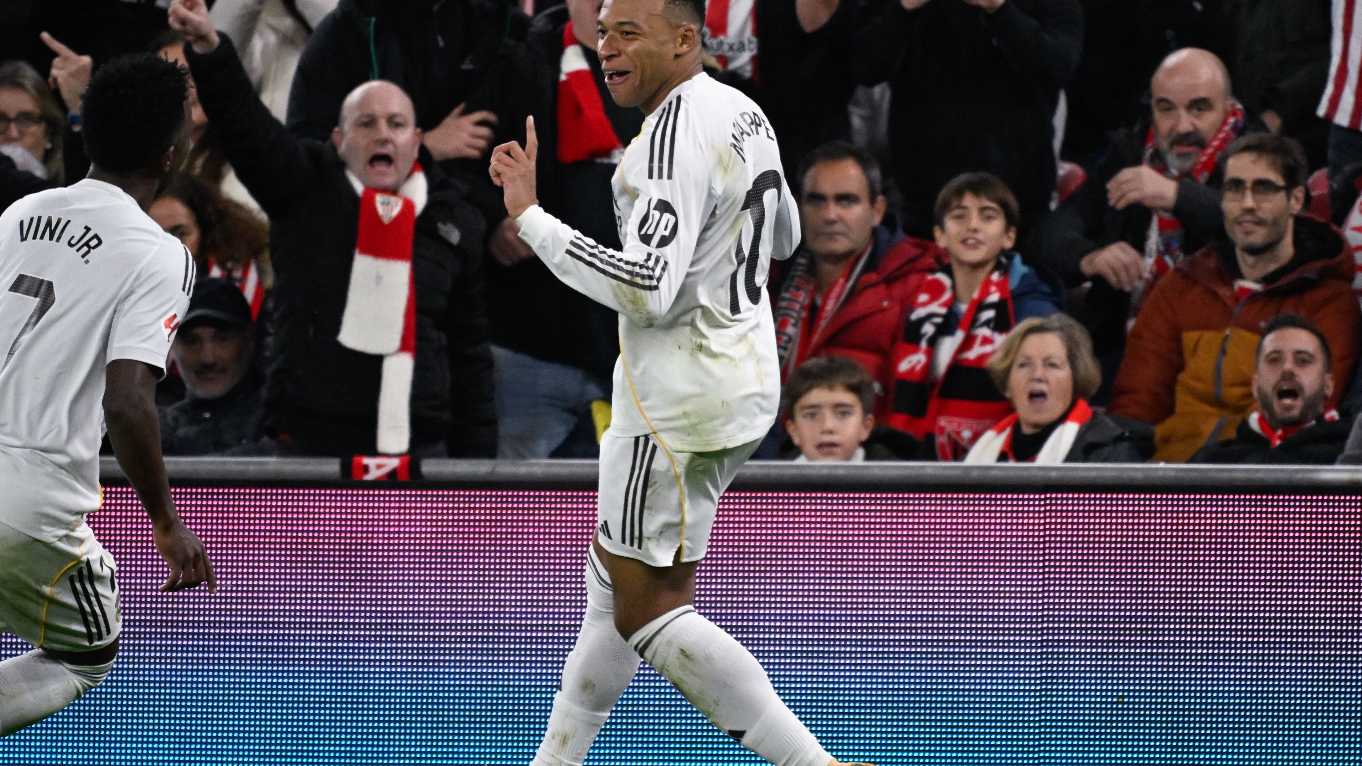 FBL-ESP-LIGA-ATHLETIC BILBAO-REAL MADRID