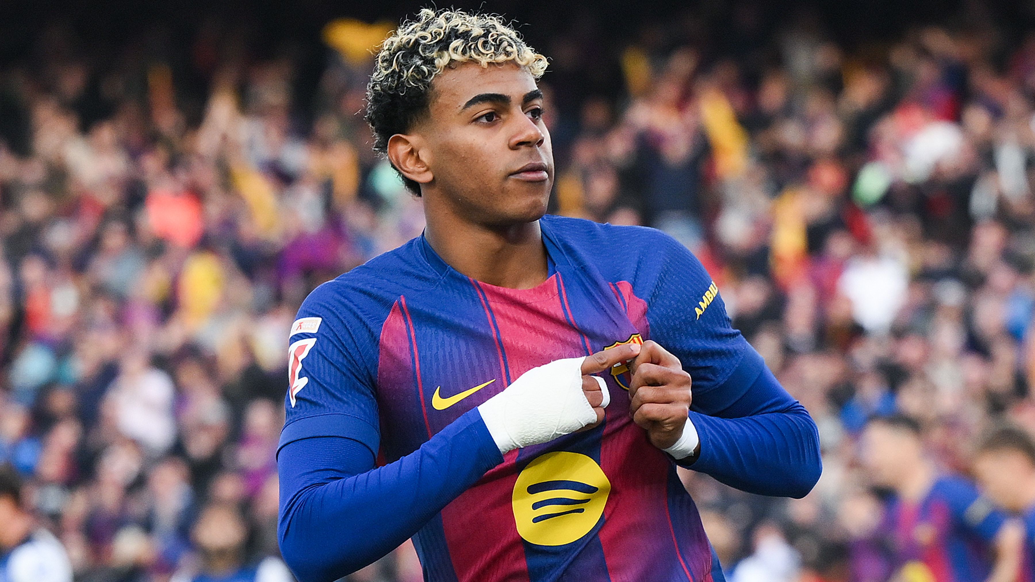 FC Barcelona v Deportivo Alaves - LaLiga EA Sports