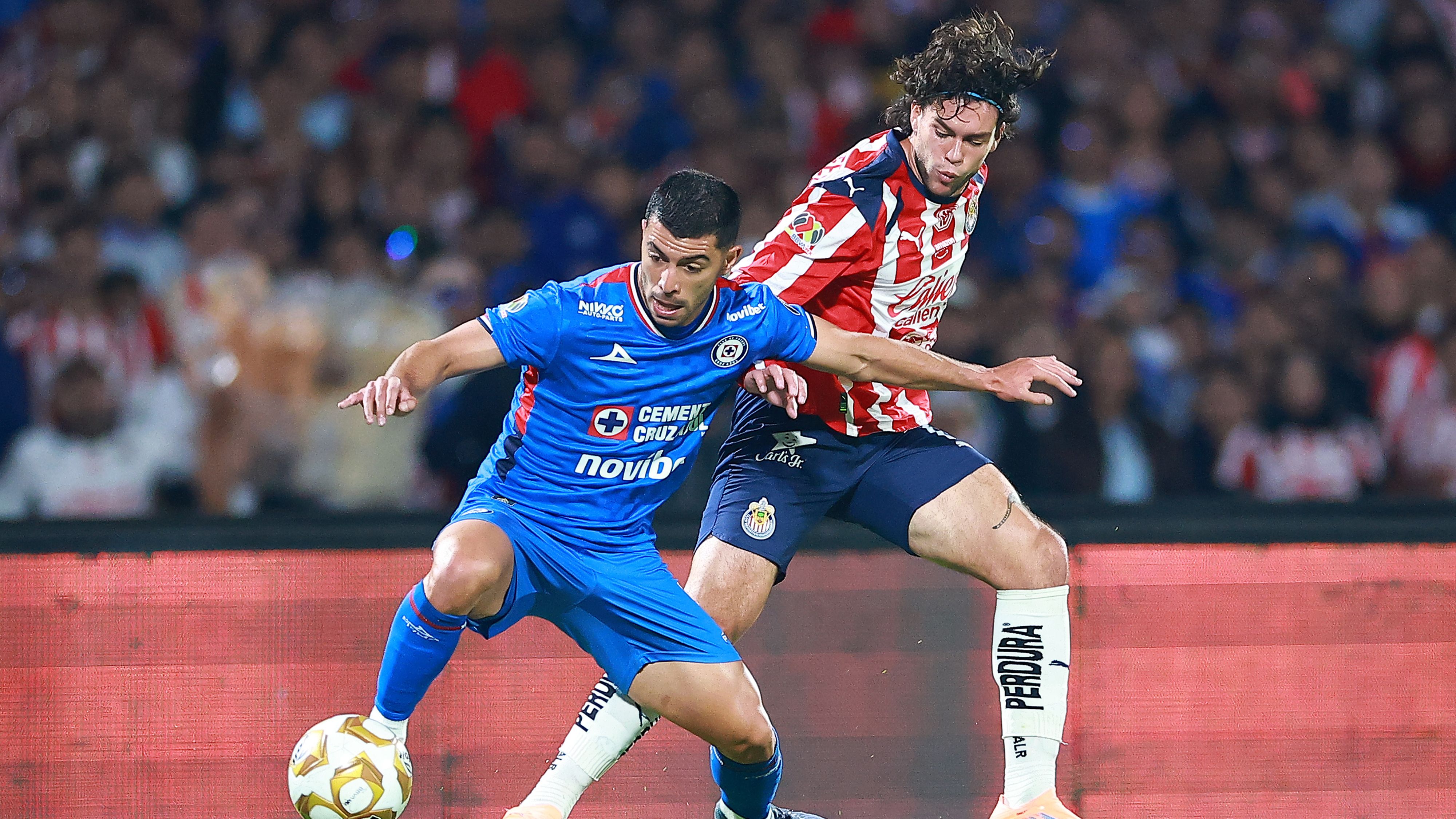 Cruz Azul v Chivas - Playoffs Torneo Apertura 2025 Liga MX