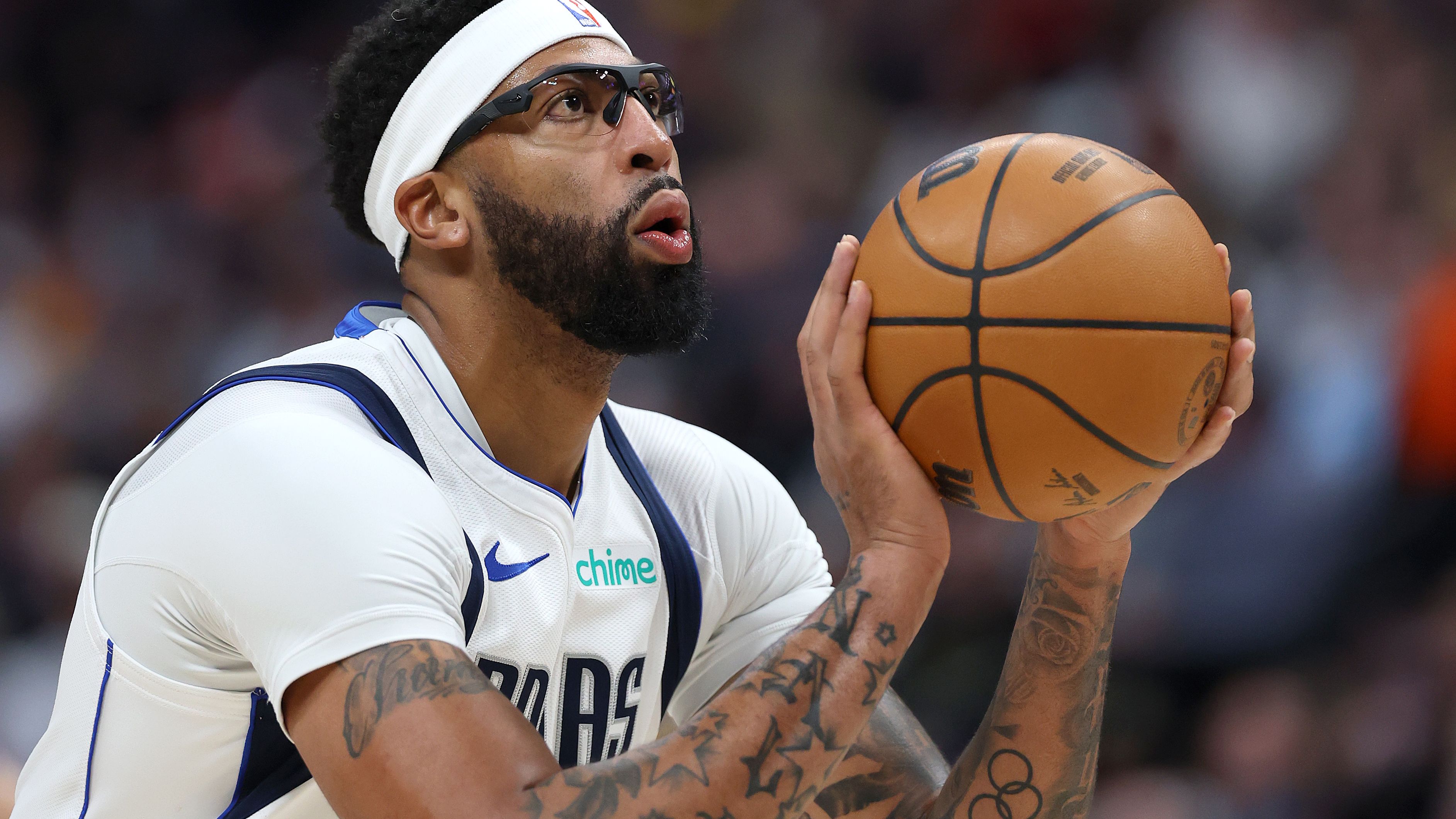 Dallas Mavericks v Denver Nuggets