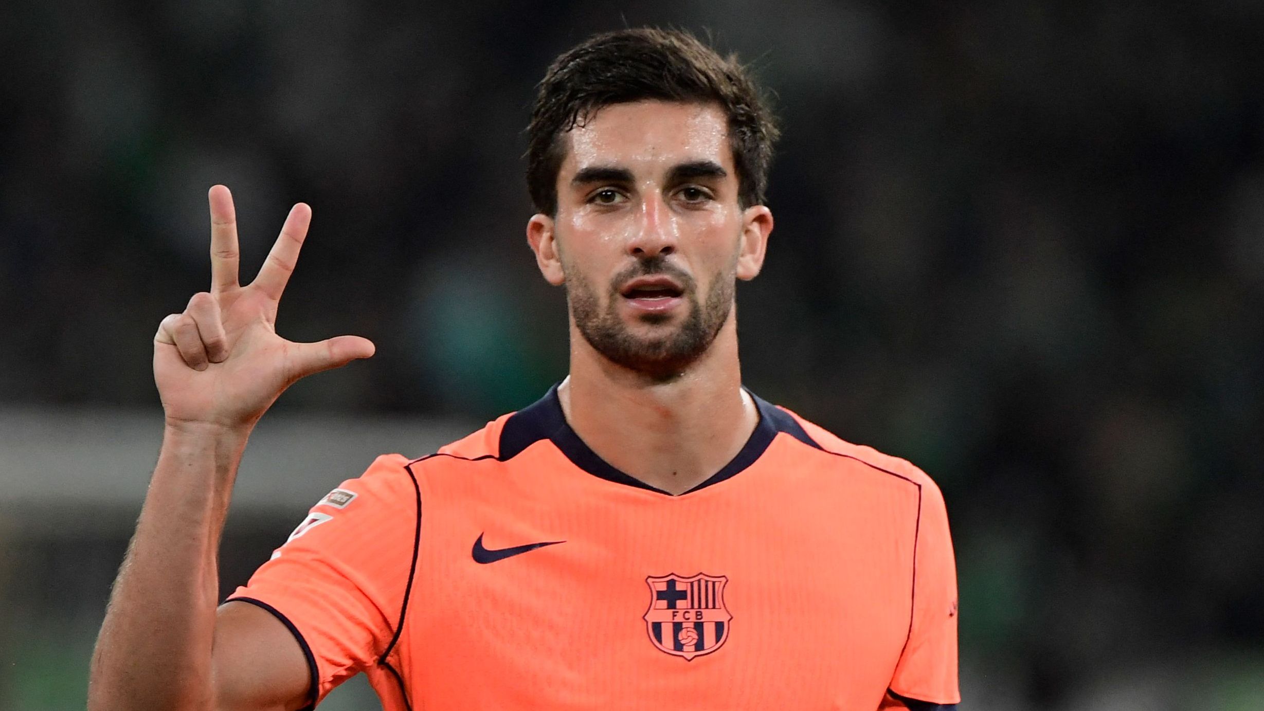 TOPSHOT-FBL-ESP-LIGA-REAL BETIS-BARCELONA