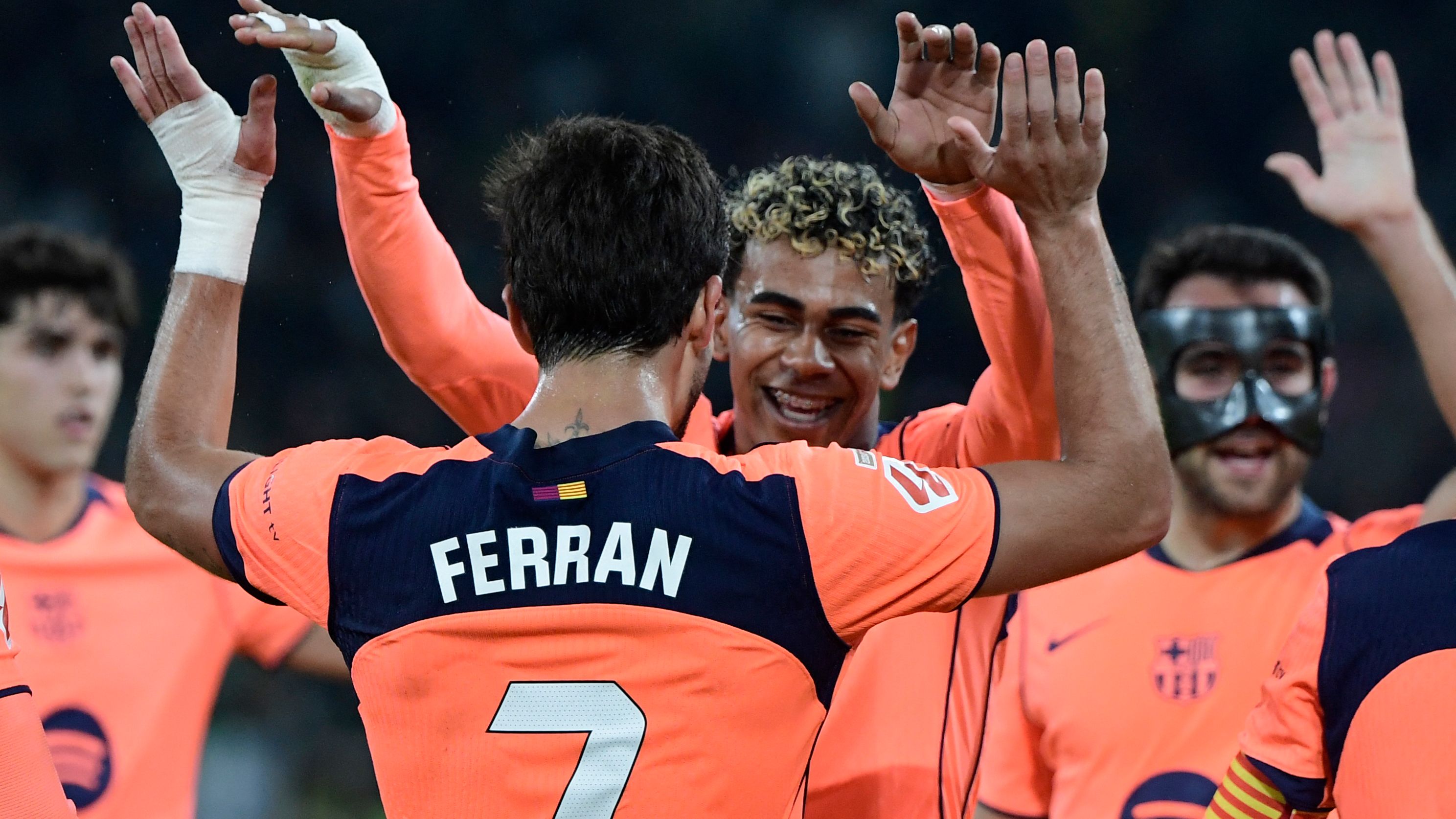 FBL-ESP-LIGA-REAL BETIS-BARCELONA