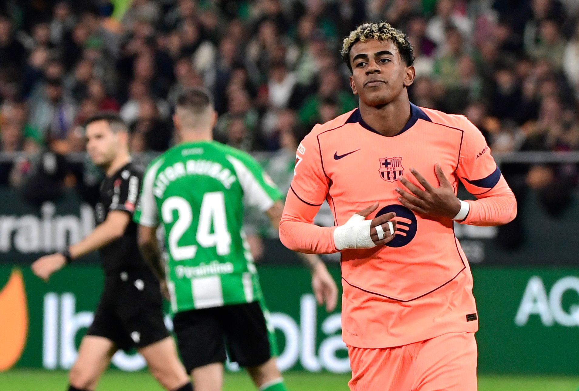 FBL-ESP-LIGA-REAL BETIS-BARCELONA