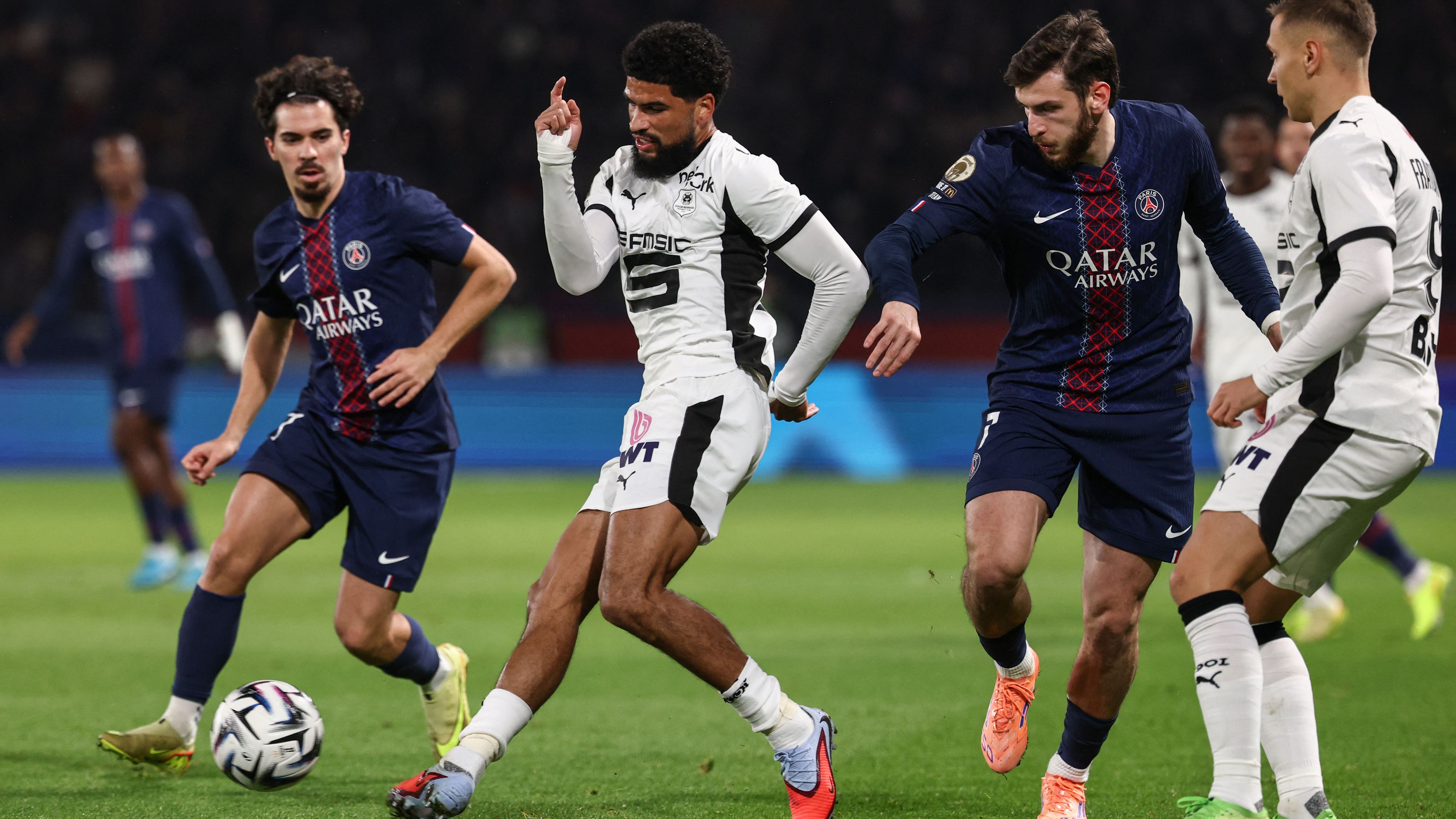 FBL-FRA-LIGUE1-PSG-RENNES