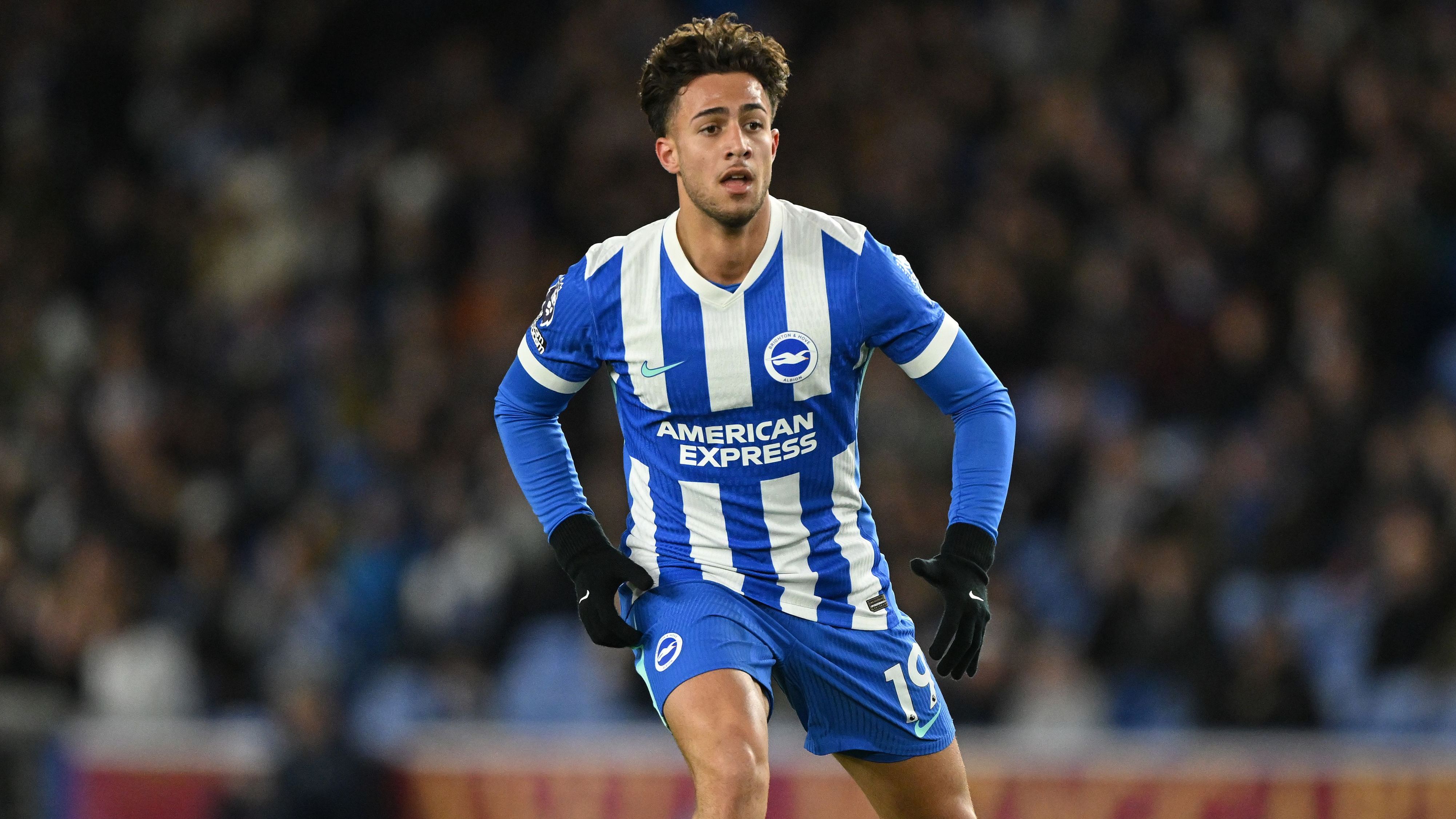 Brighton & Hove Albion v Aston Villa - Premier League
