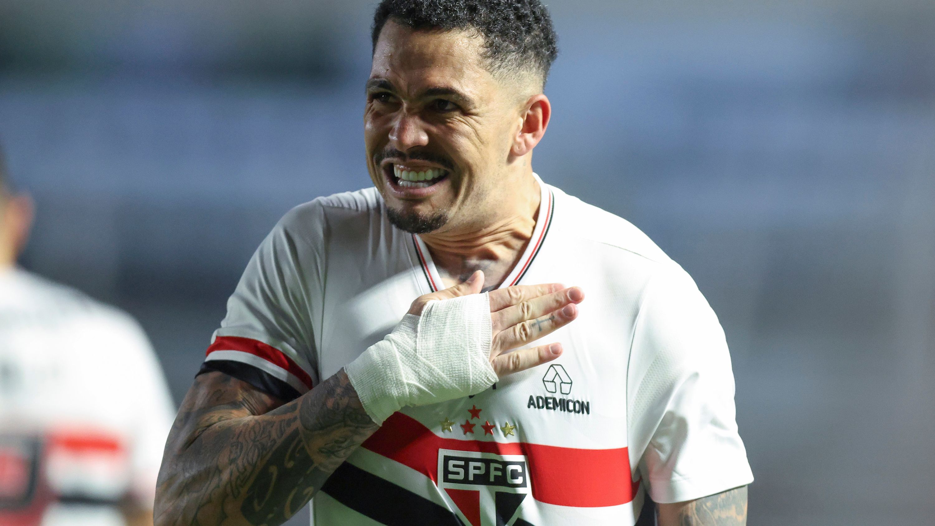 Sao Paulo v Internacional - Brasileirao 2025