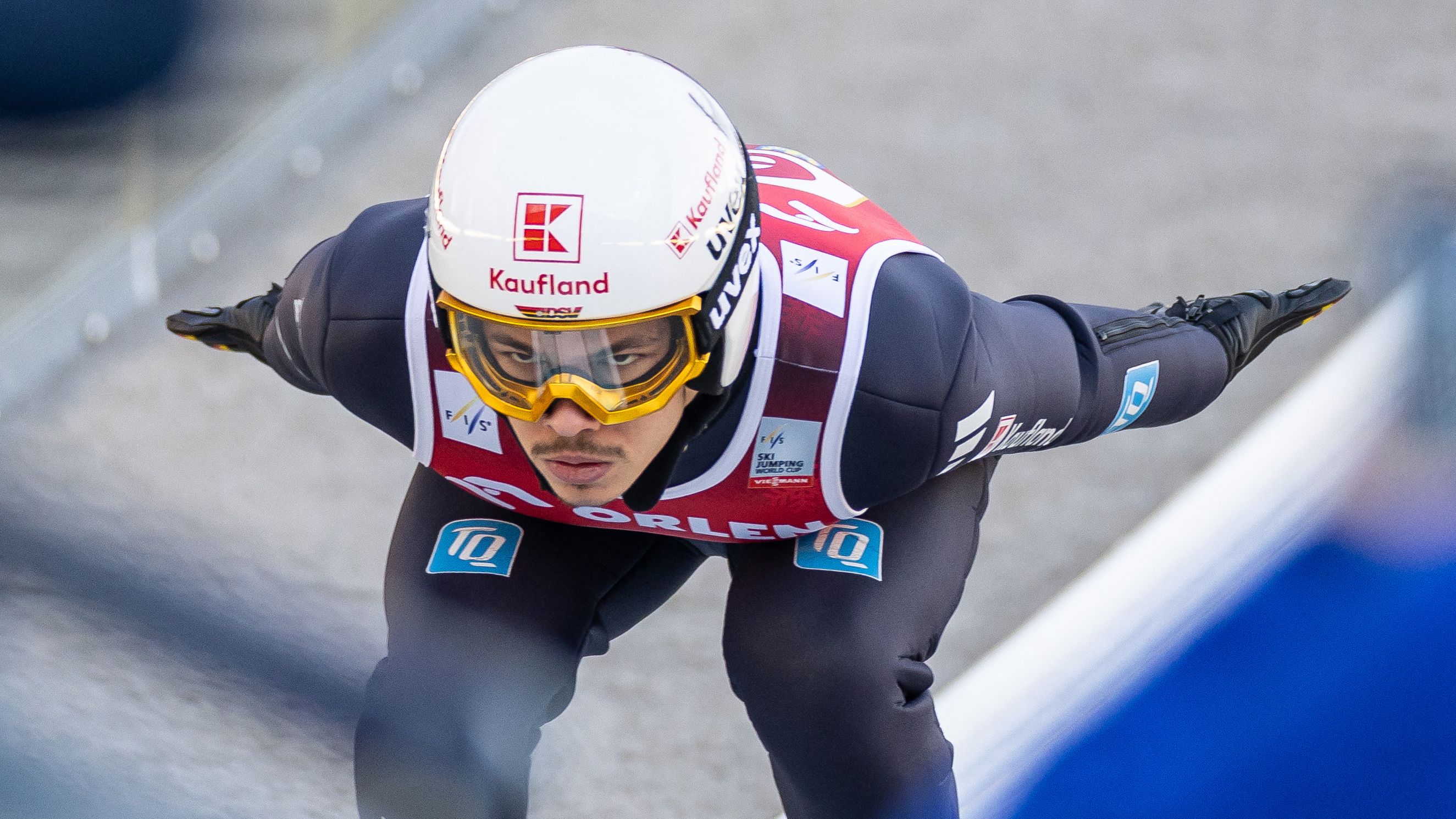 SKI-JUMPING-WORLD-POL-MEN