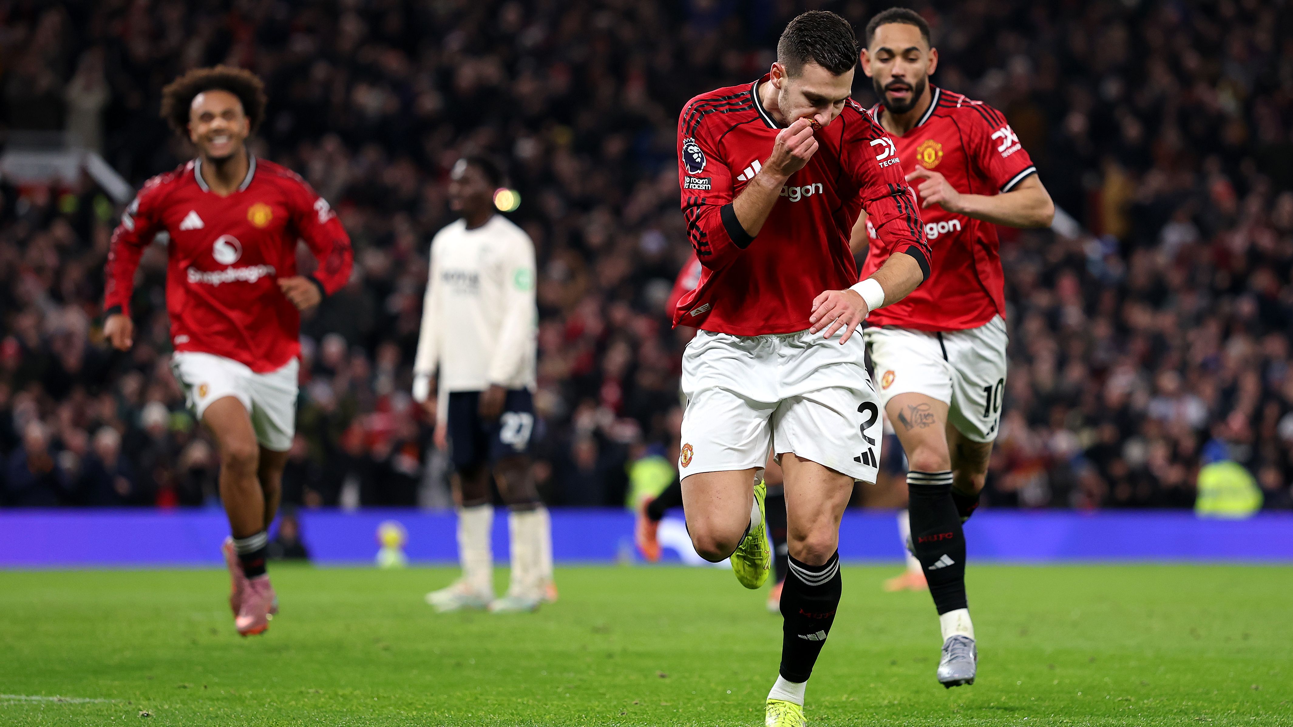 Manchester United v West Ham United - Premier League