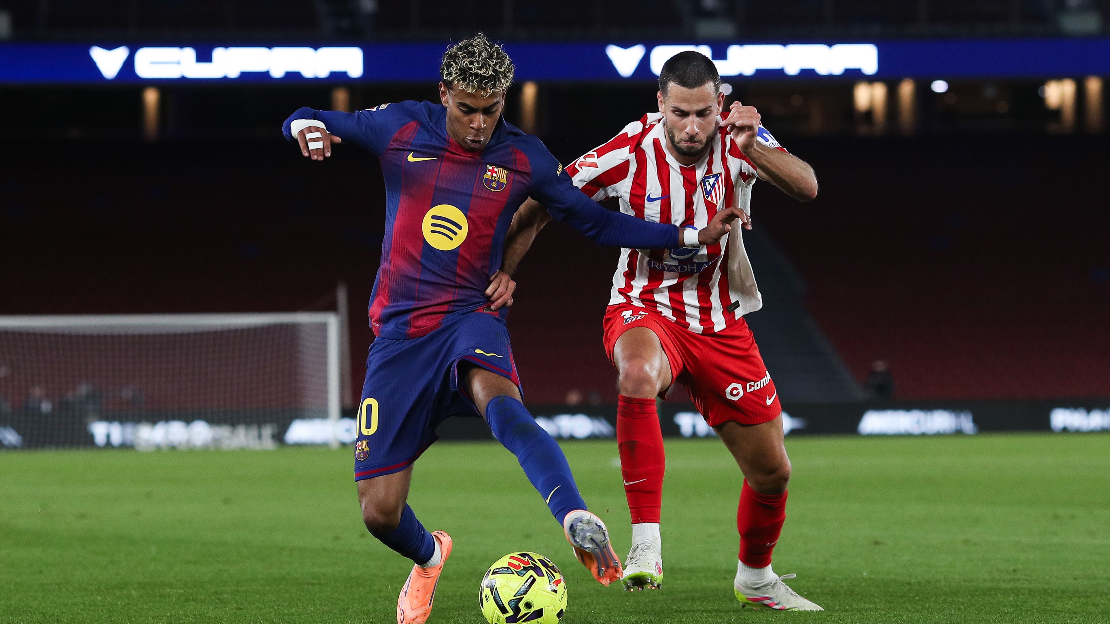 FC Barcelona v Atletico de Madrid - LaLiga EA Sports