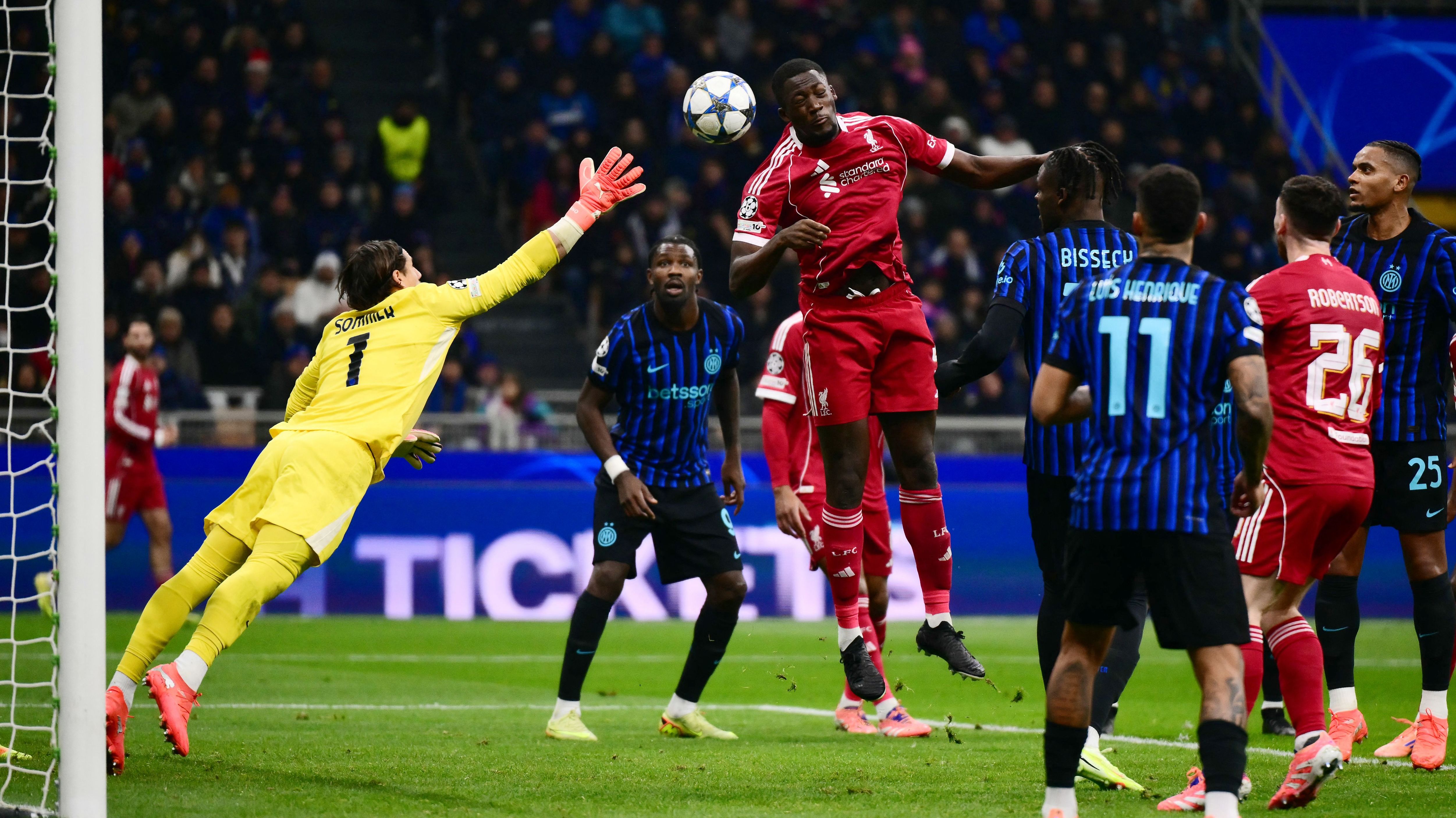 CORRECTION / FBL-EUR-C1-INTER-LIVERPOOL