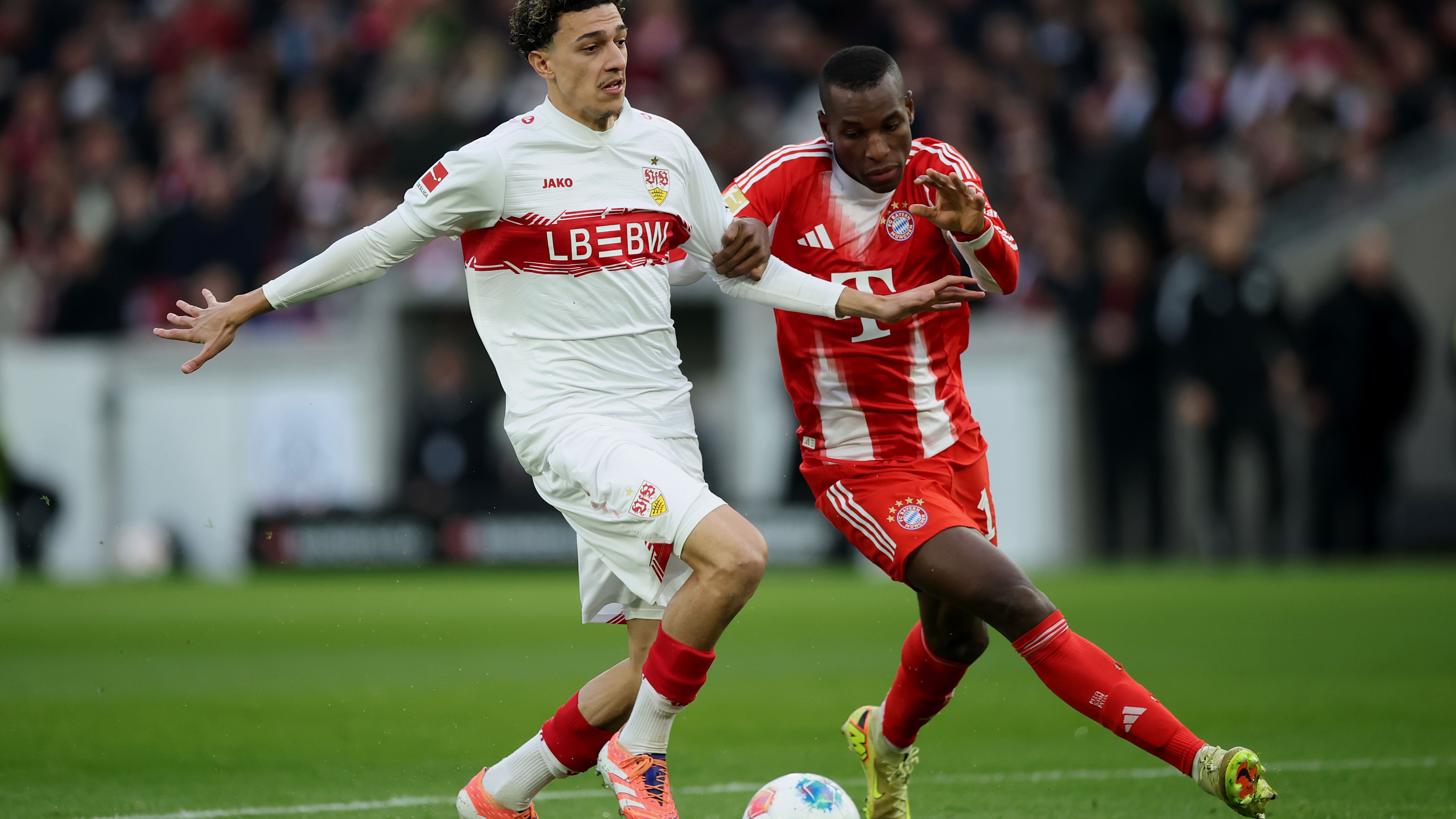 VfB Stuttgart v FC Bayern München - Bundesliga