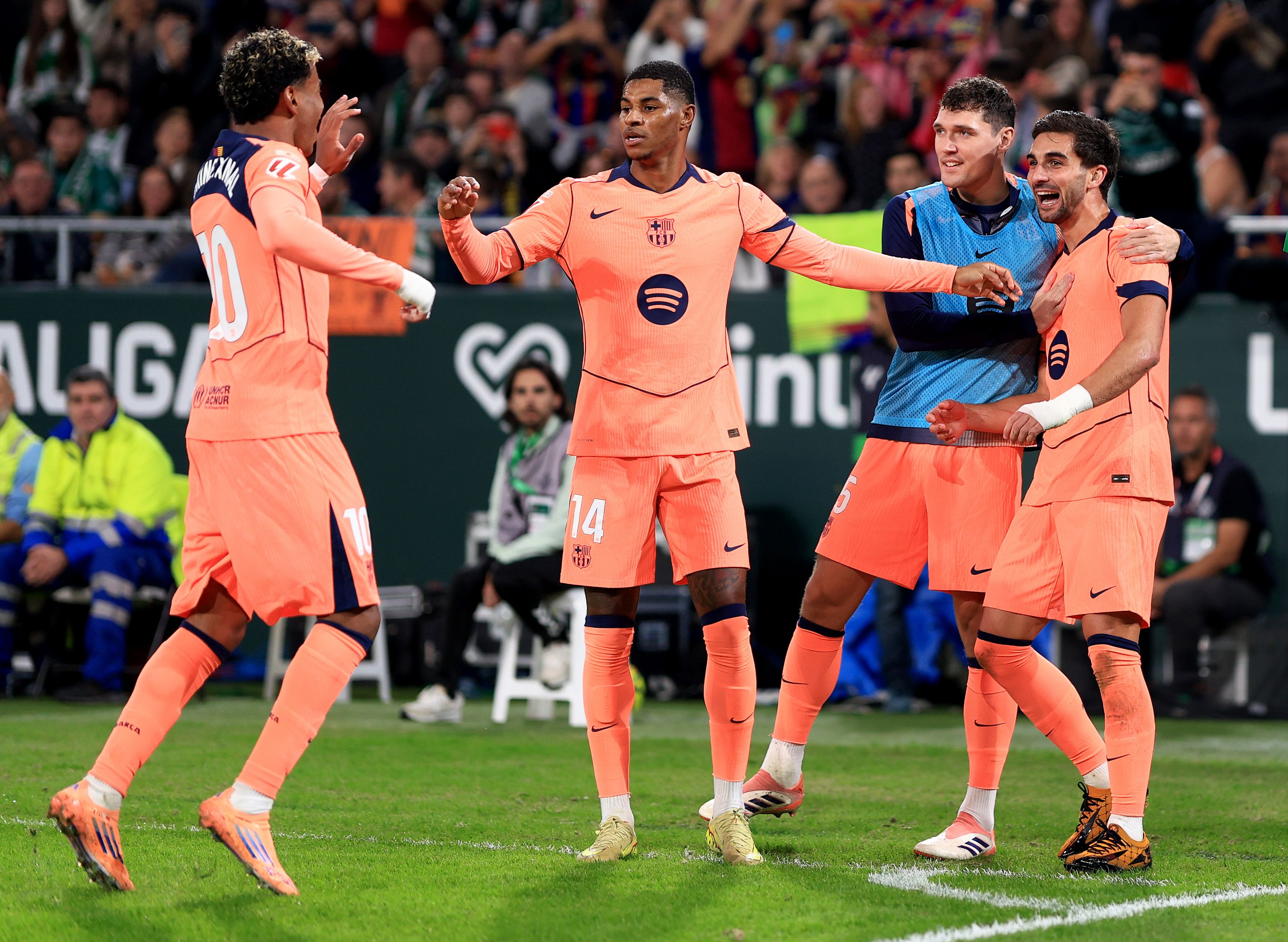 Real Betis Balompie v FC Barcelona - LaLiga EA Sports