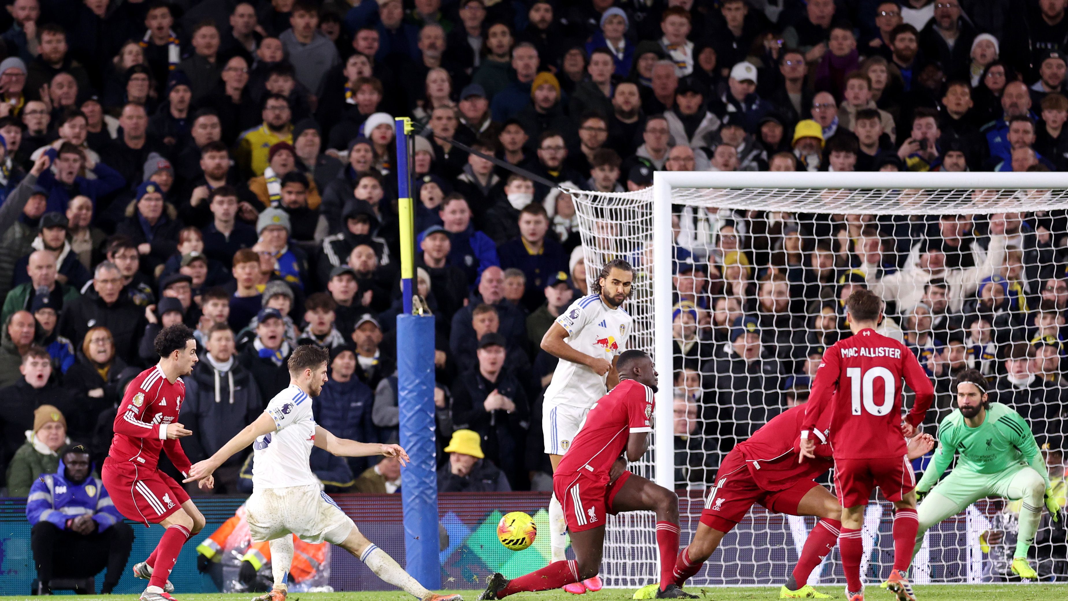 Leeds United v Liverpool - Premier League