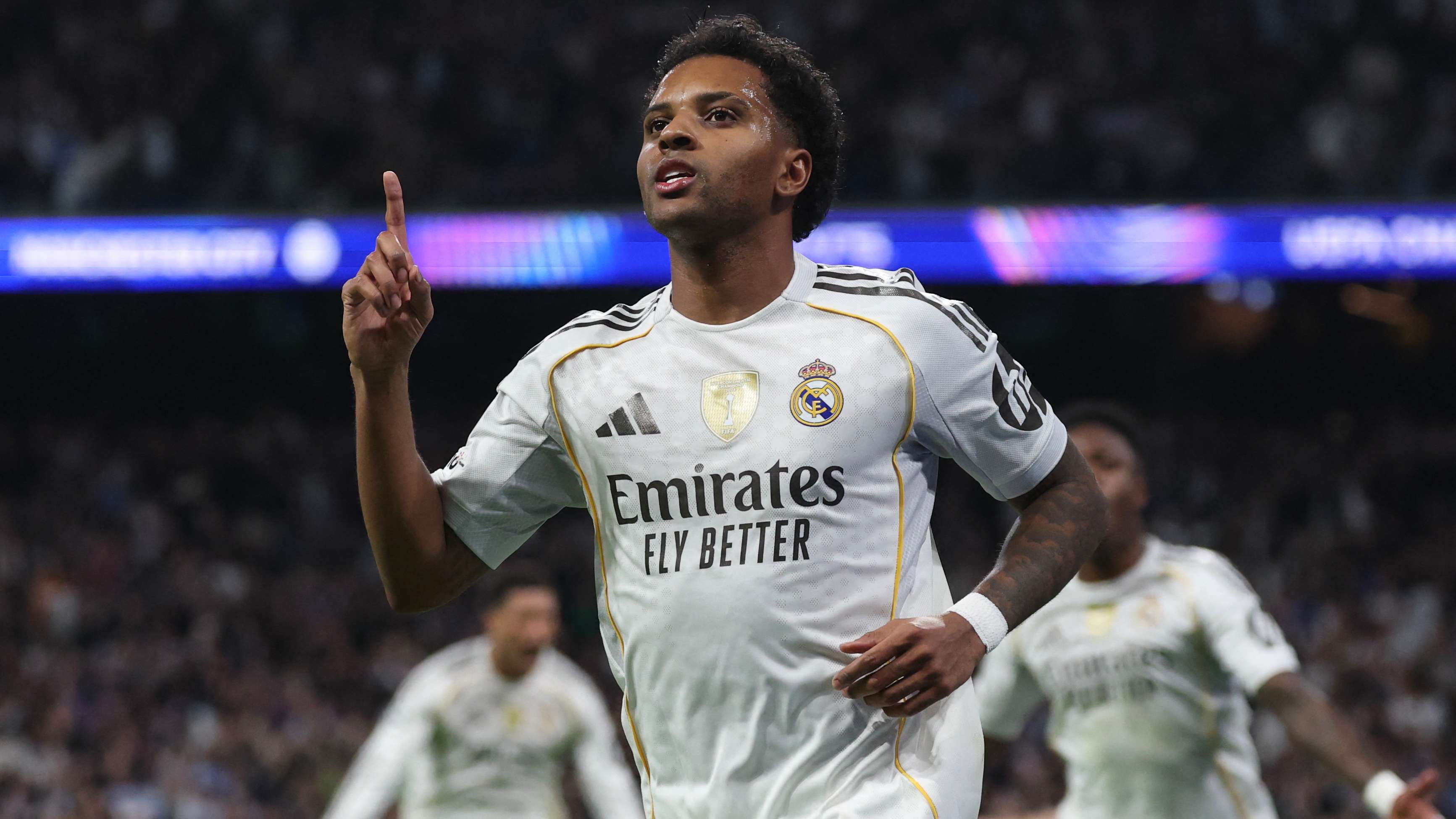 TOPSHOT-FBL-EUR-C1-REAL MADRID-MAN CITY