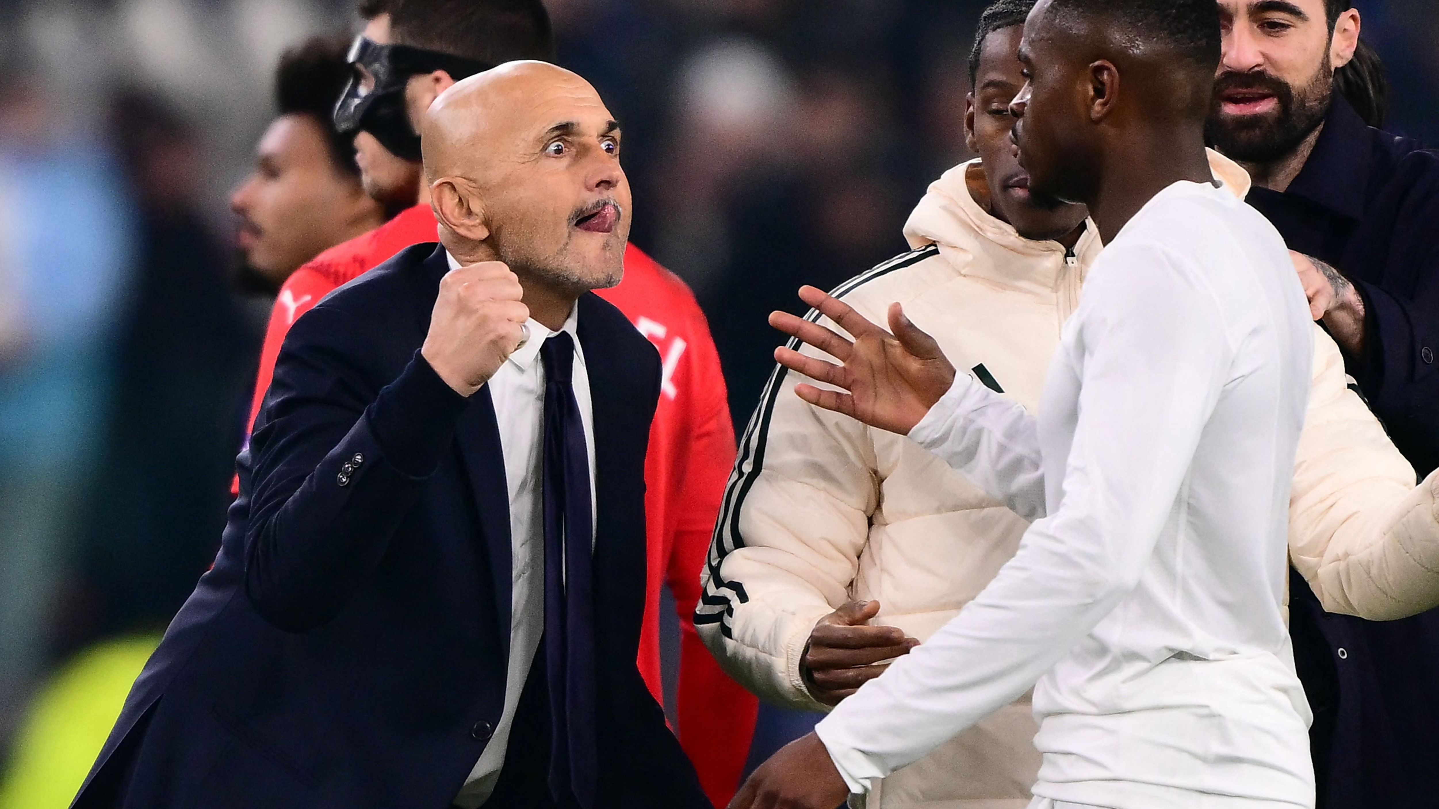 TOPSHOT-FBL-EUR-C1-JUVENTUS-PAFOS