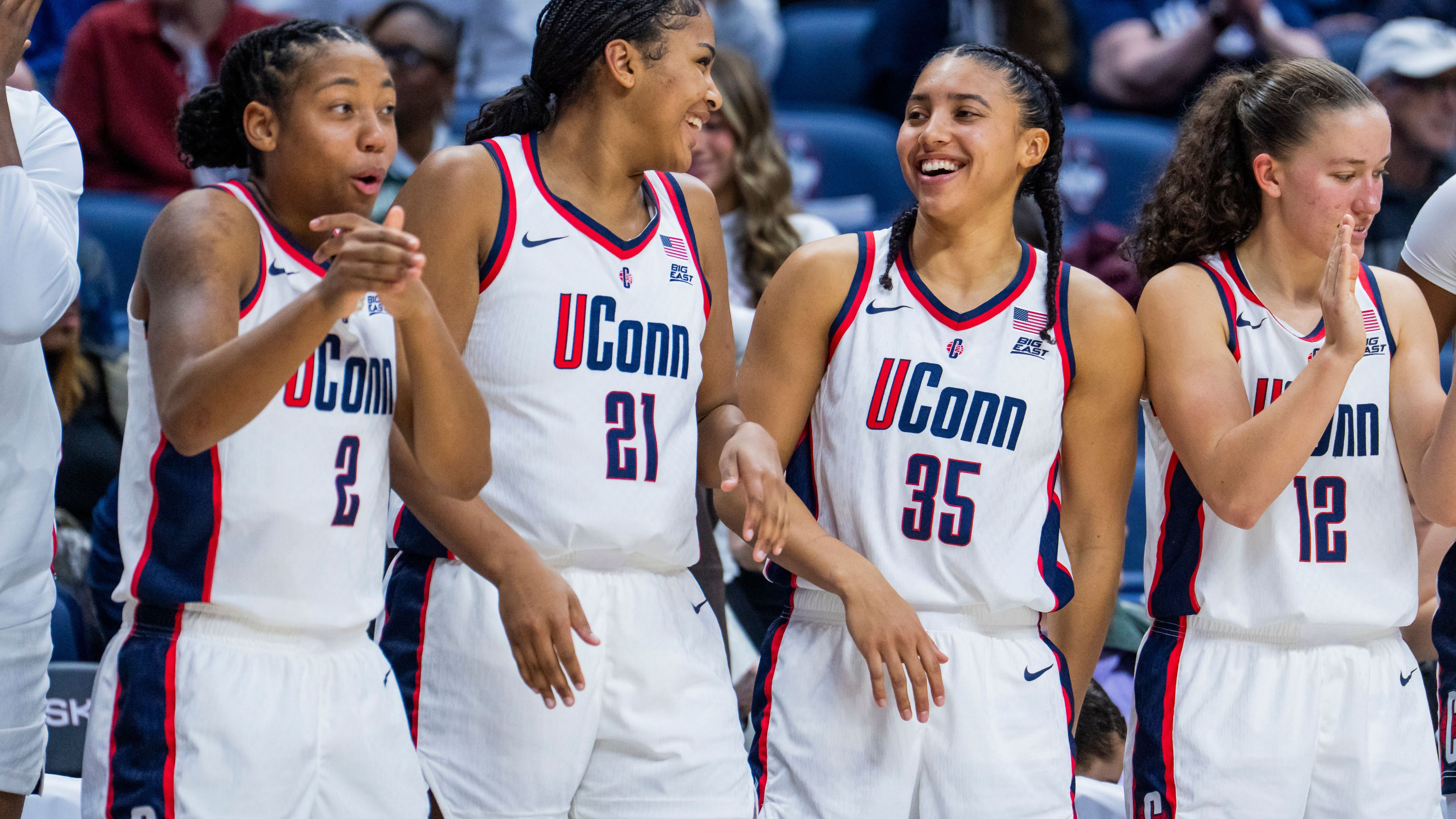 DePaul v Connecticut