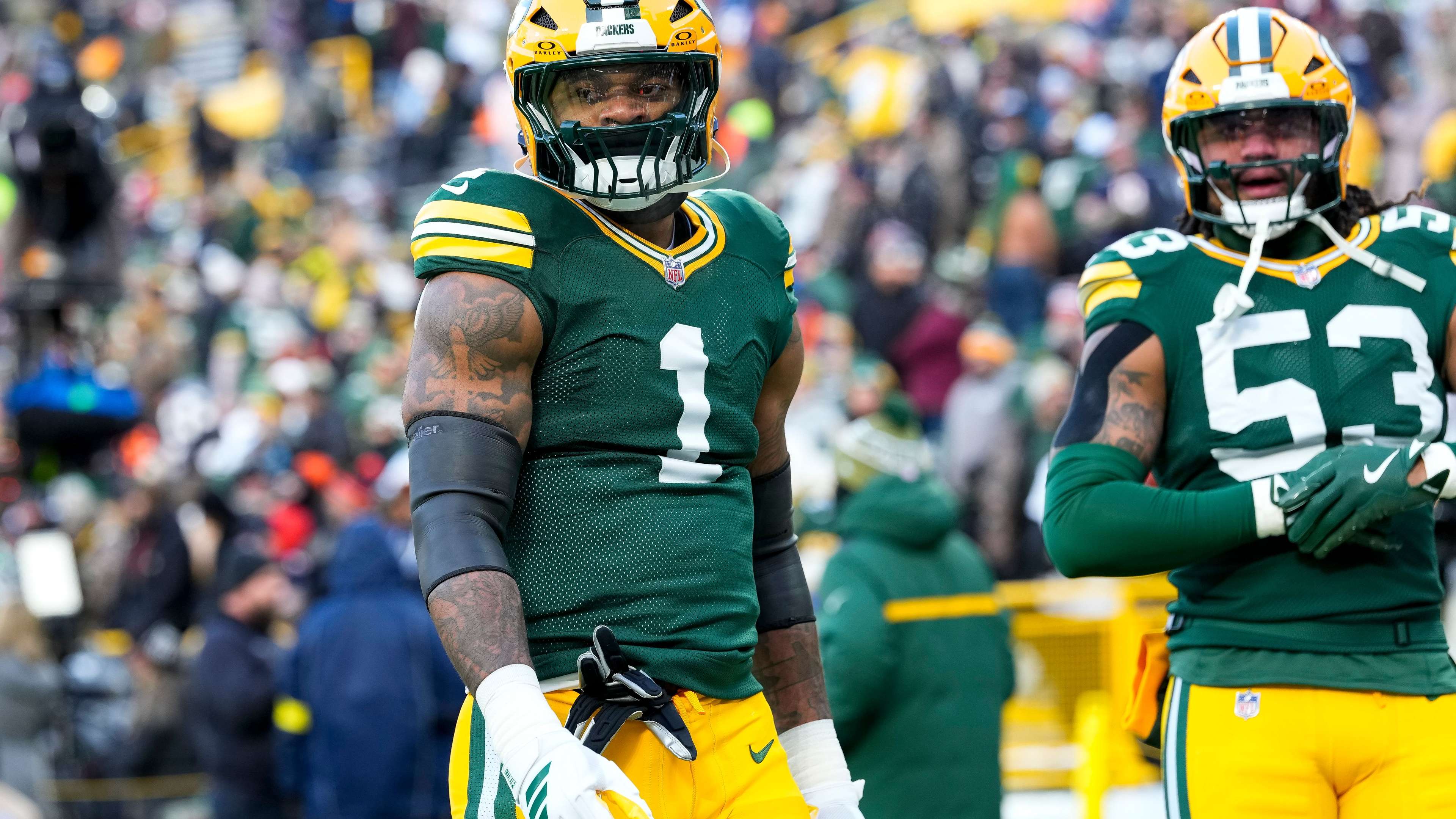 Chicago Bears v Green Bay Packers - NFL 2025