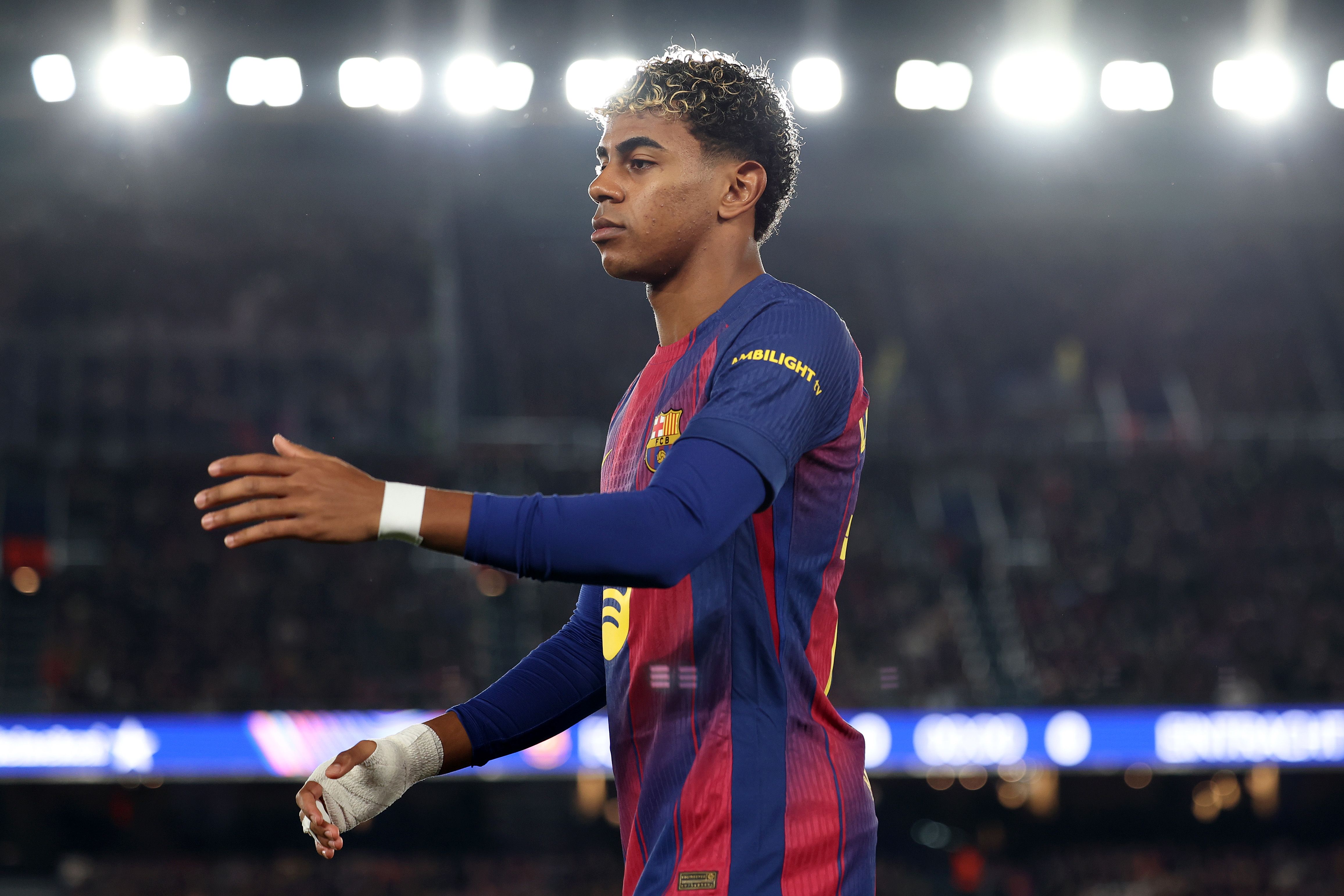 FC Barcelona v Eintracht Frankfurt - UEFA Champions League 2025/26 League Phase MD6