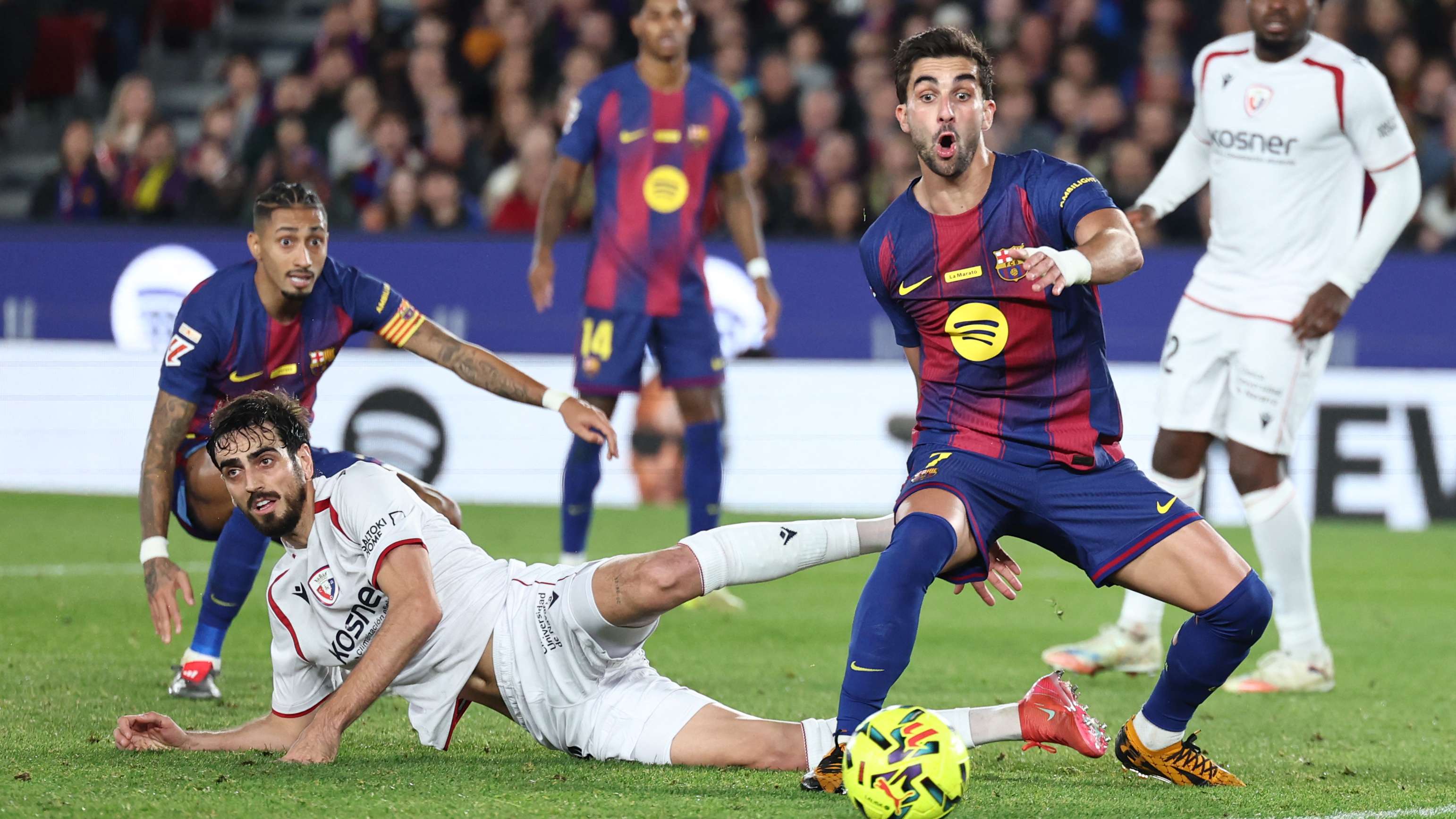 FBL-ESP-LIGA-BARCELONA-OSASUNA