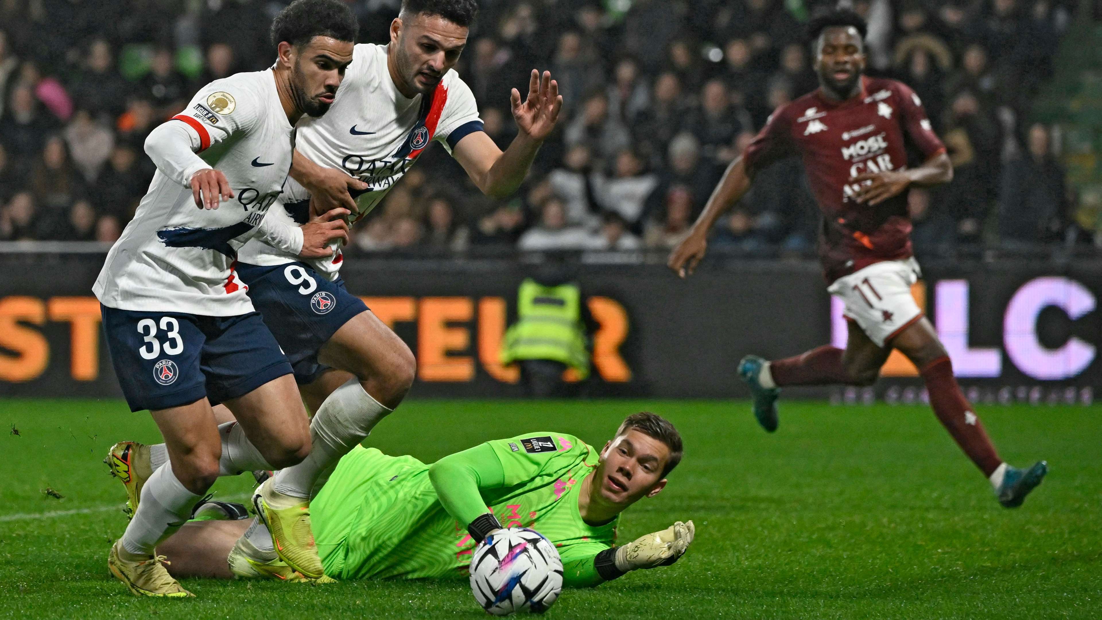 Metz - PSG : Les Parisiens s’extirpent du piège messin (2-3) | Goal.com ...