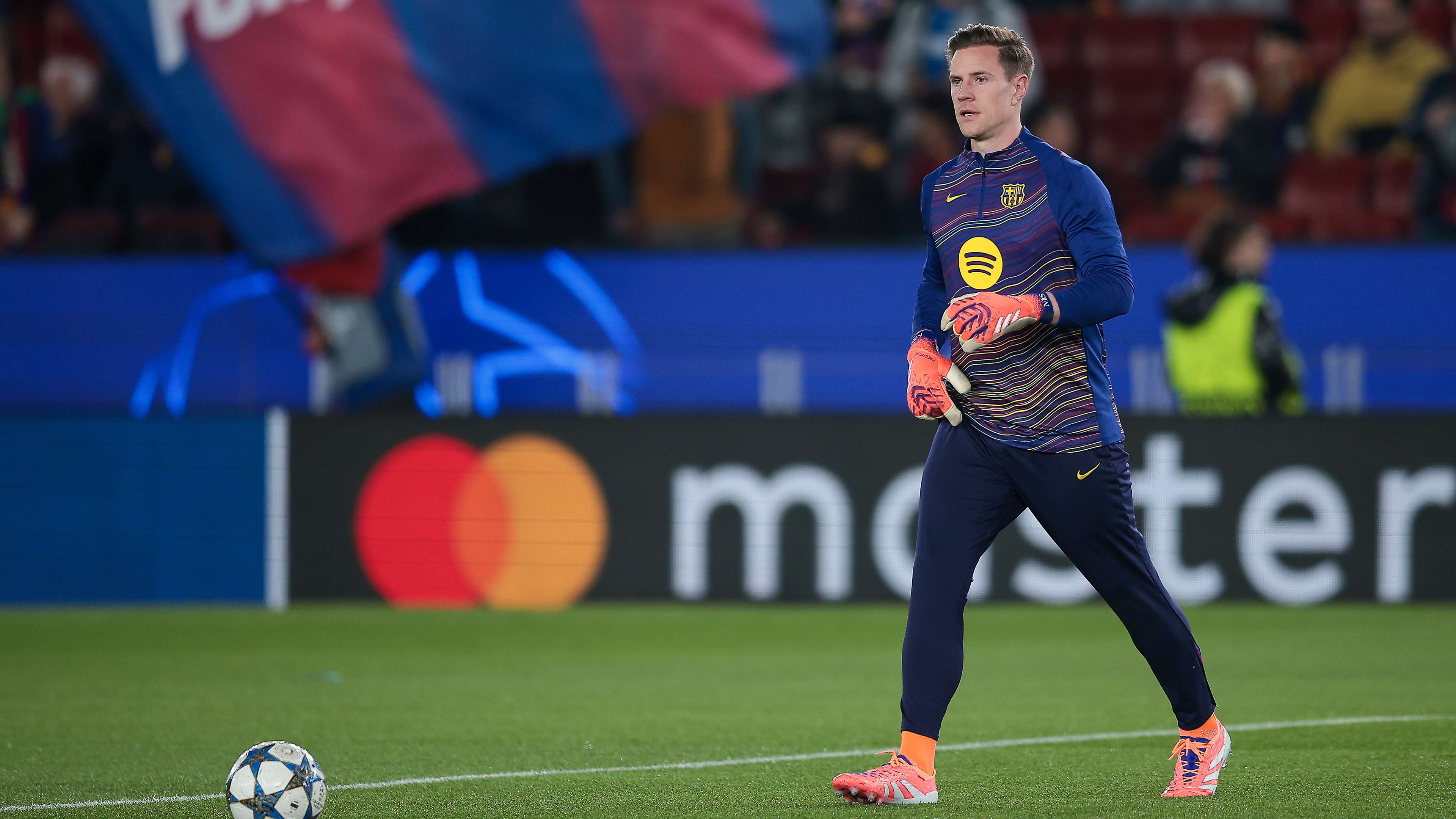 FC Barcelona v Eintracht Frankfurt - UEFA Champions League 2025/26 League Phase MD6