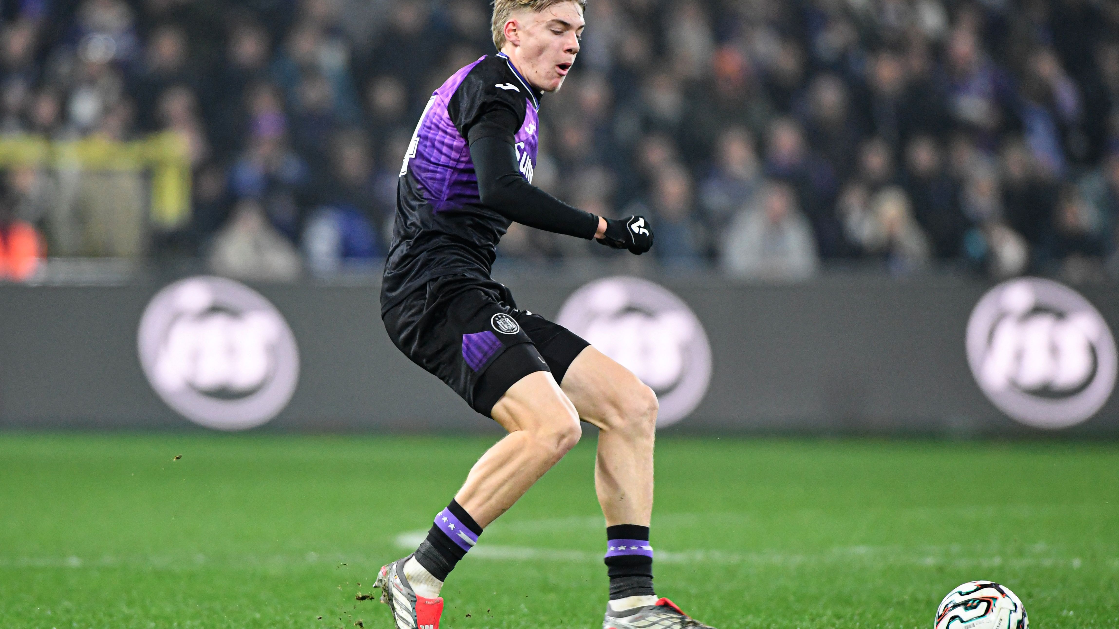 FBL-BEL-PROLEAUGUE-ANDERLECHT-SINT-TRUIDENSE